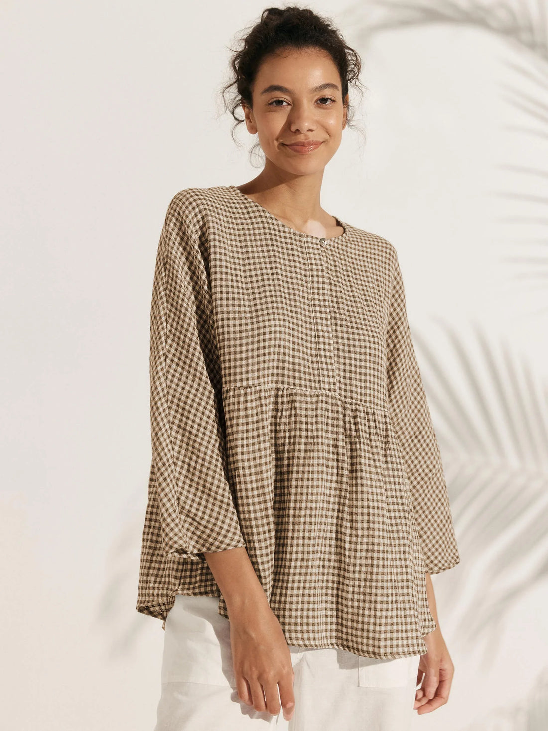 75% Linen Checked Ruched Round Neck Shirt