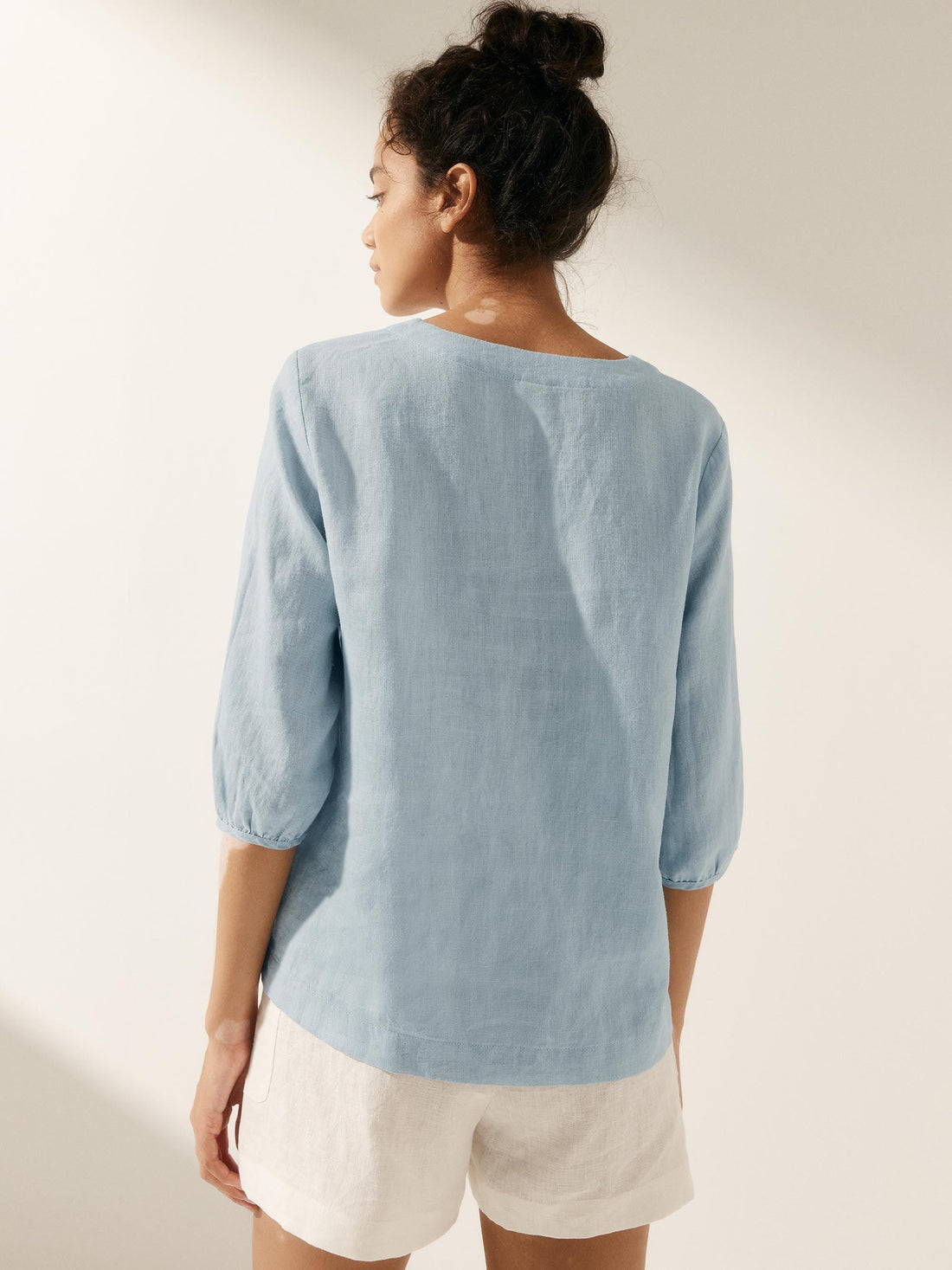 100% Linen V-Neck Top with Half Sleeves