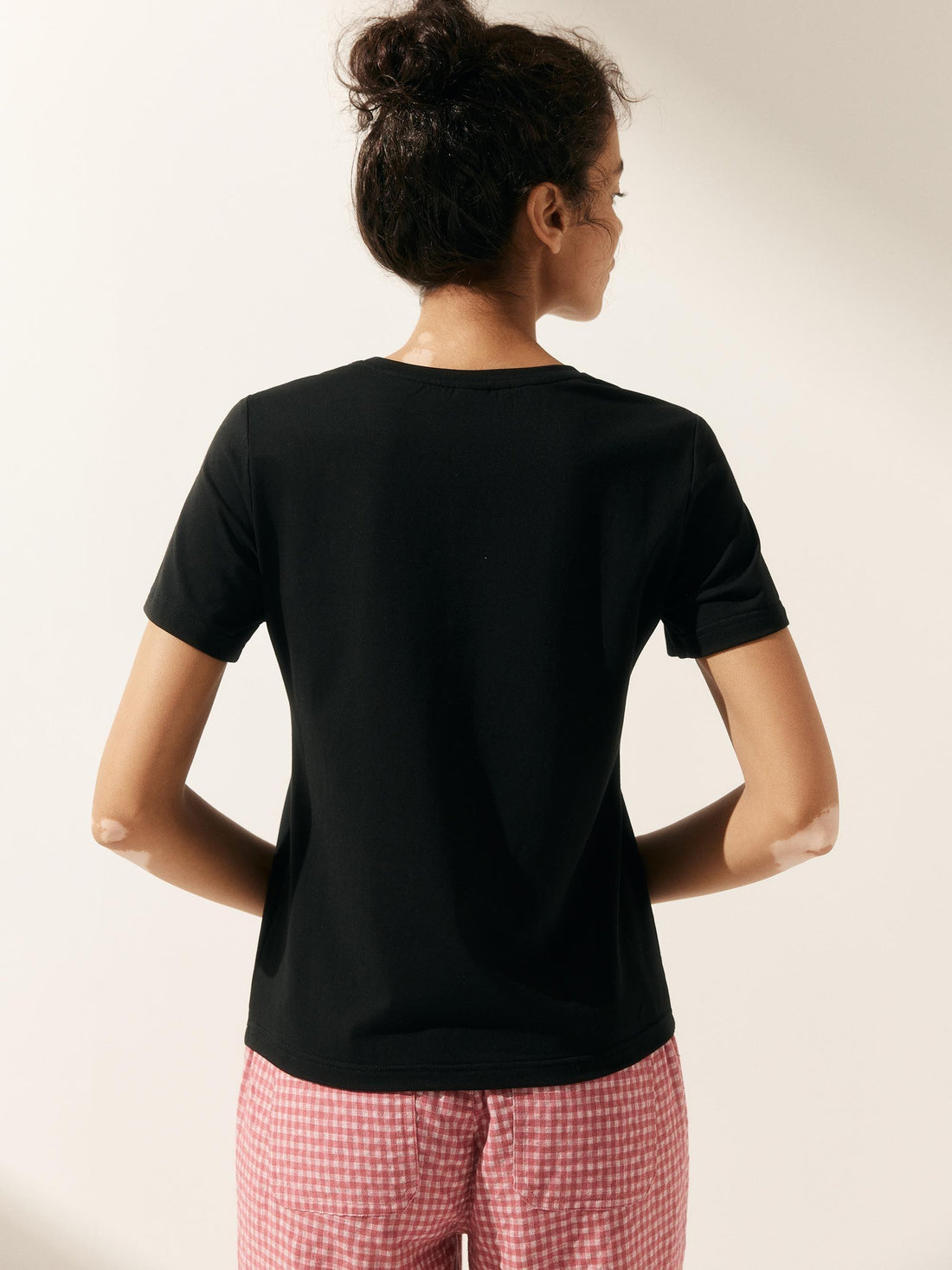 Bamboo Stretch-Knit Round Neck Tee