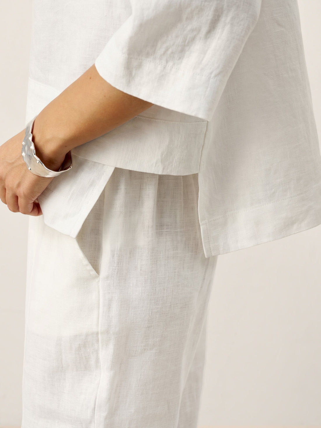 Linen Asymmetric V-Neck Half-Sleeve Shirt
