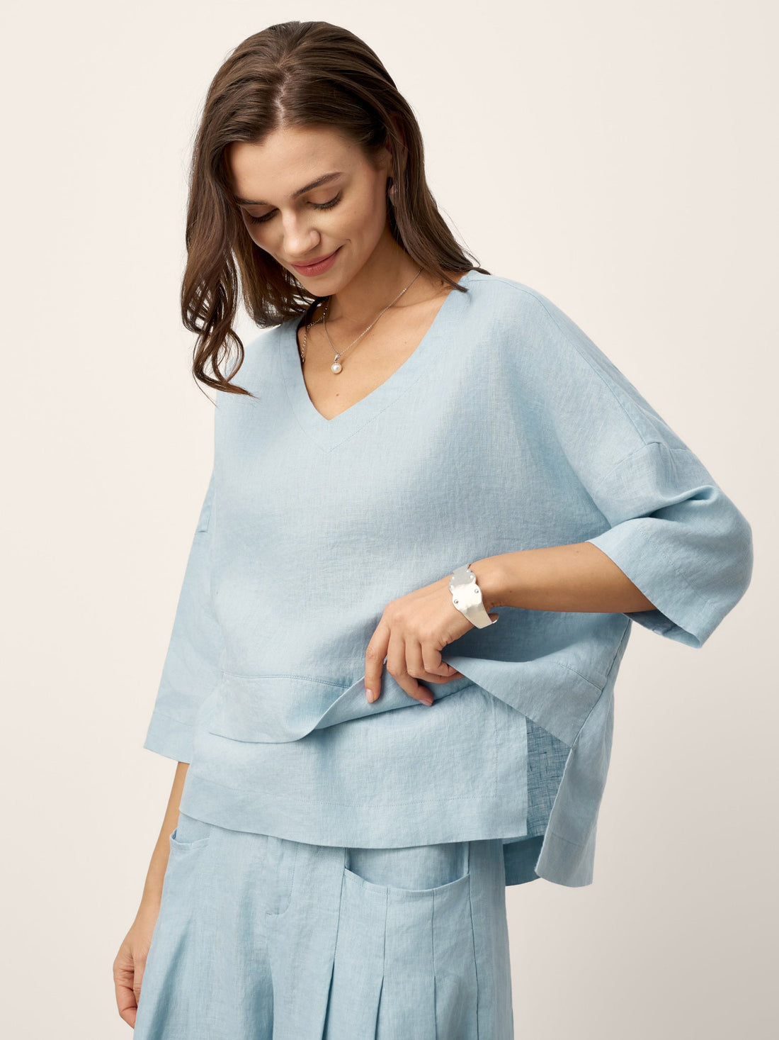 Linen Asymmetric V-Neck Half-Sleeve Shirt