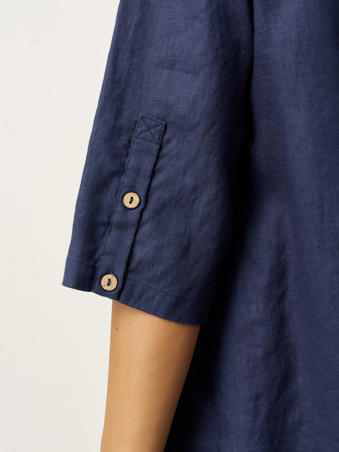 100% Linen Round Neck Button-Back Blouse