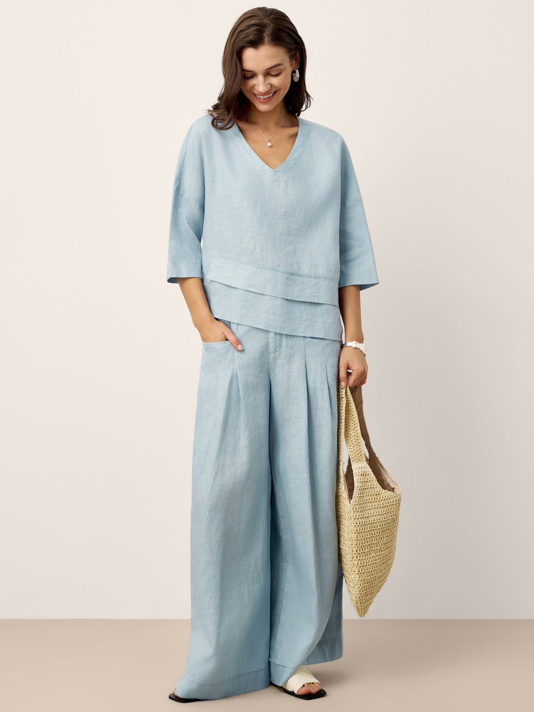 Linen Wide-Leg Pants with Welt Pockets