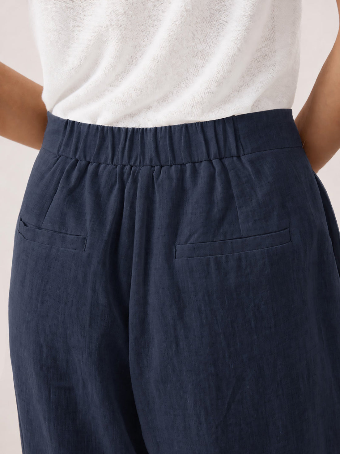 100% Linen High-Rise Straight-Leg Pants