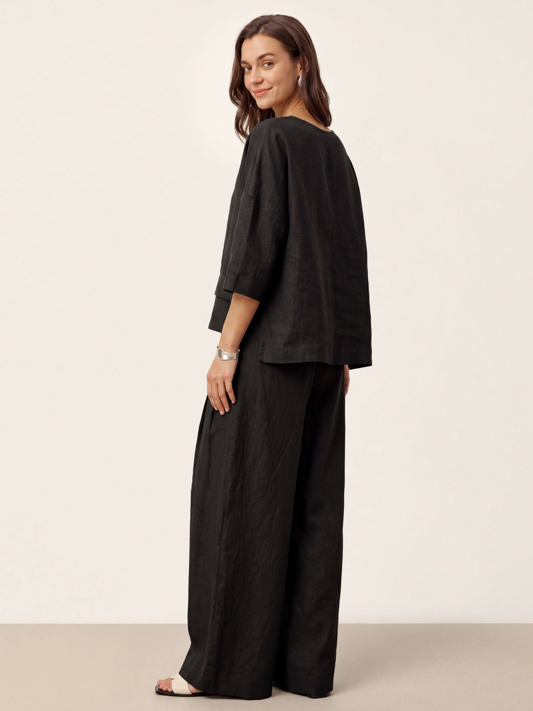 Linen Asymmetric V-Neck Half-Sleeve Shirt