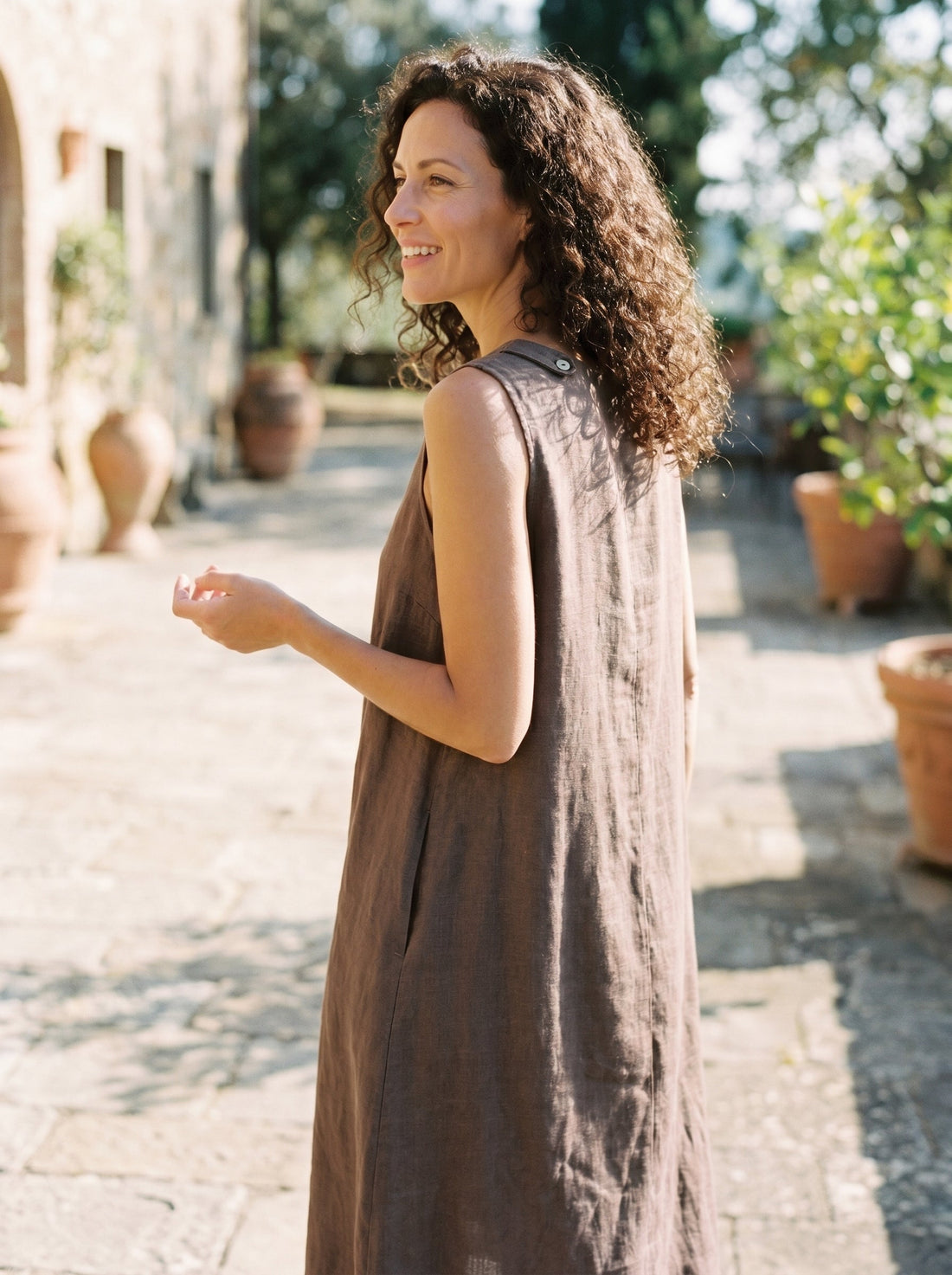 100% Linen Sleeveless Round Neck Midi Dress