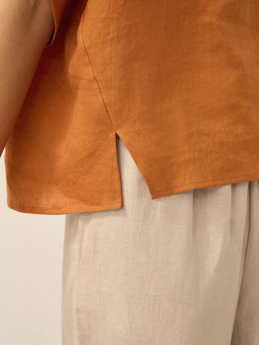 100% Linen Round Neck Petal-Sleeve Pullover