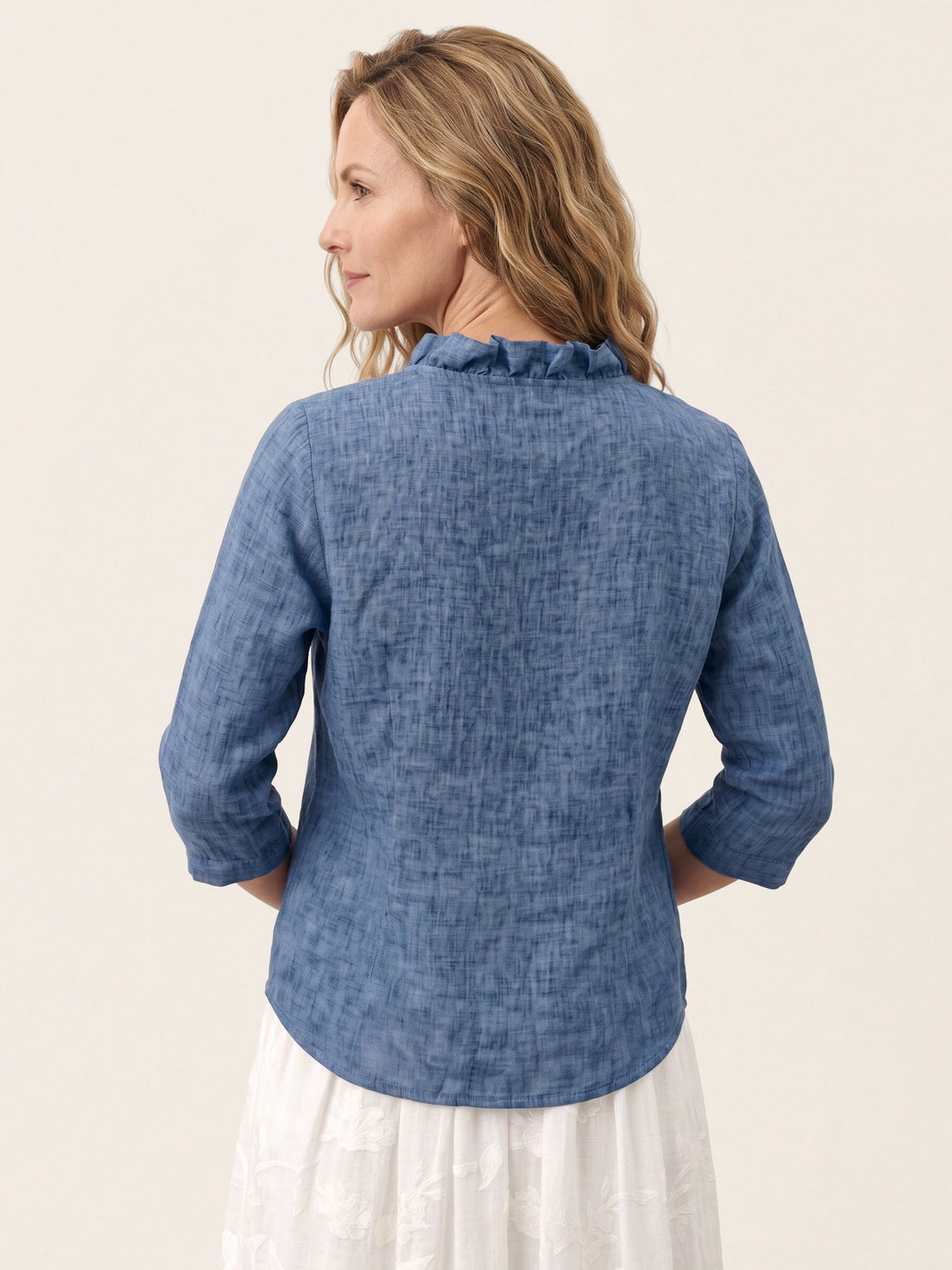 100% Linen V-Neck Three-Quarter Sleeve Shirt