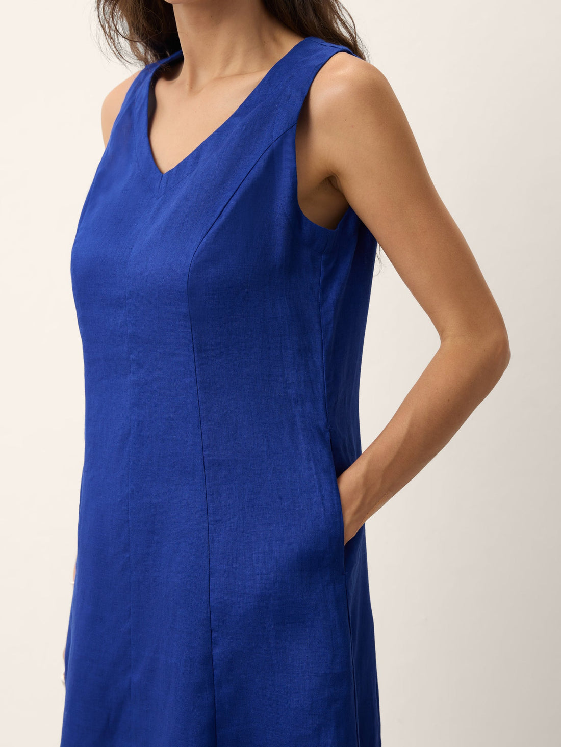 100% Linen V-Neck Midi Dress with Side Pockets