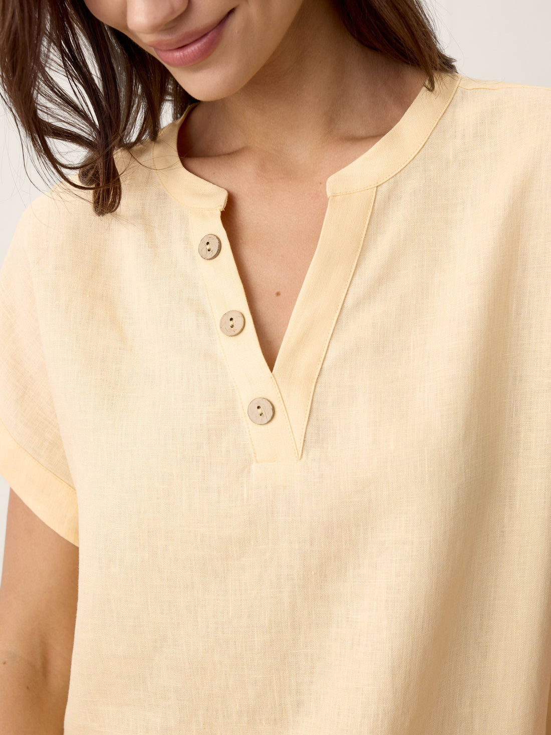 100% Linen V-Neck Short Sleeve Blouse