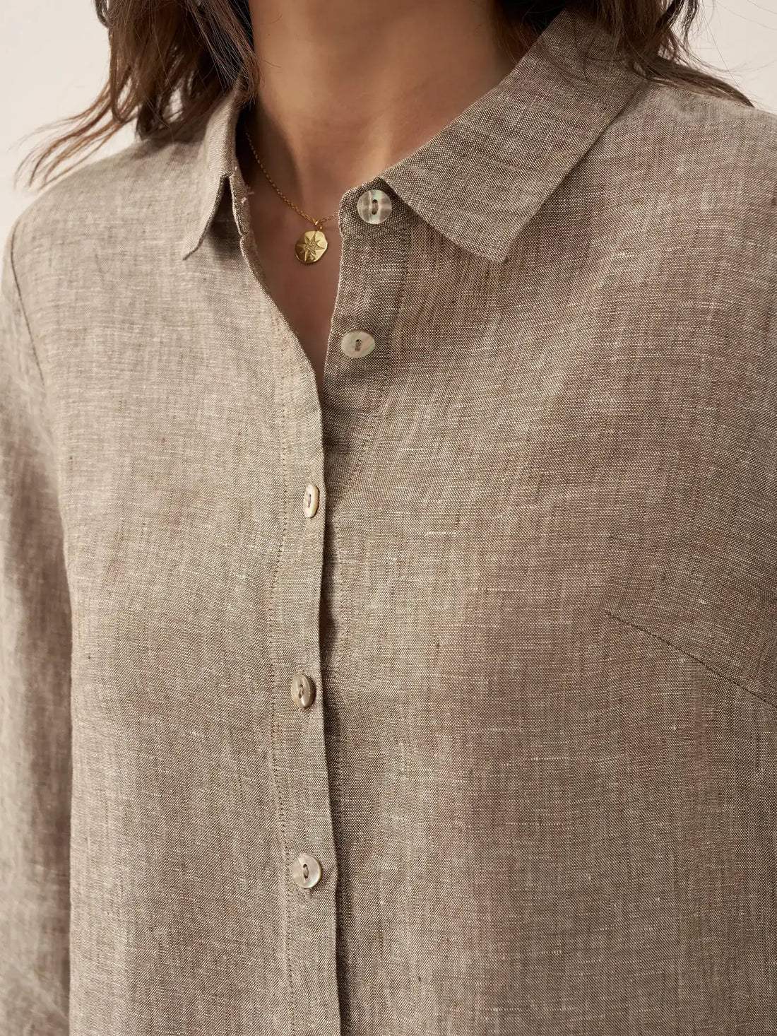 100% Linen Long-Sleeve Collared Shirt