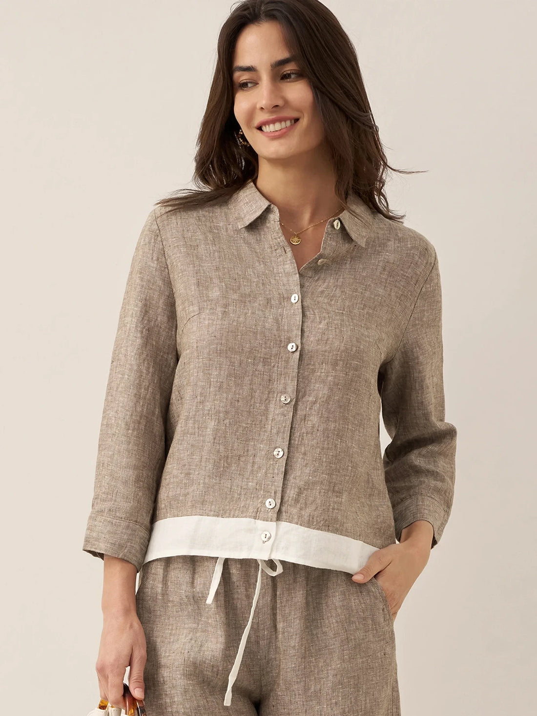 100% Linen Long-Sleeve Collared Shirt