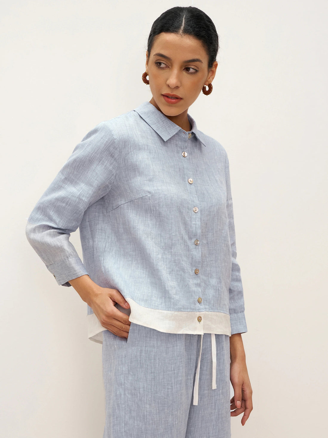 100% Linen Long-Sleeve Collared Shirt