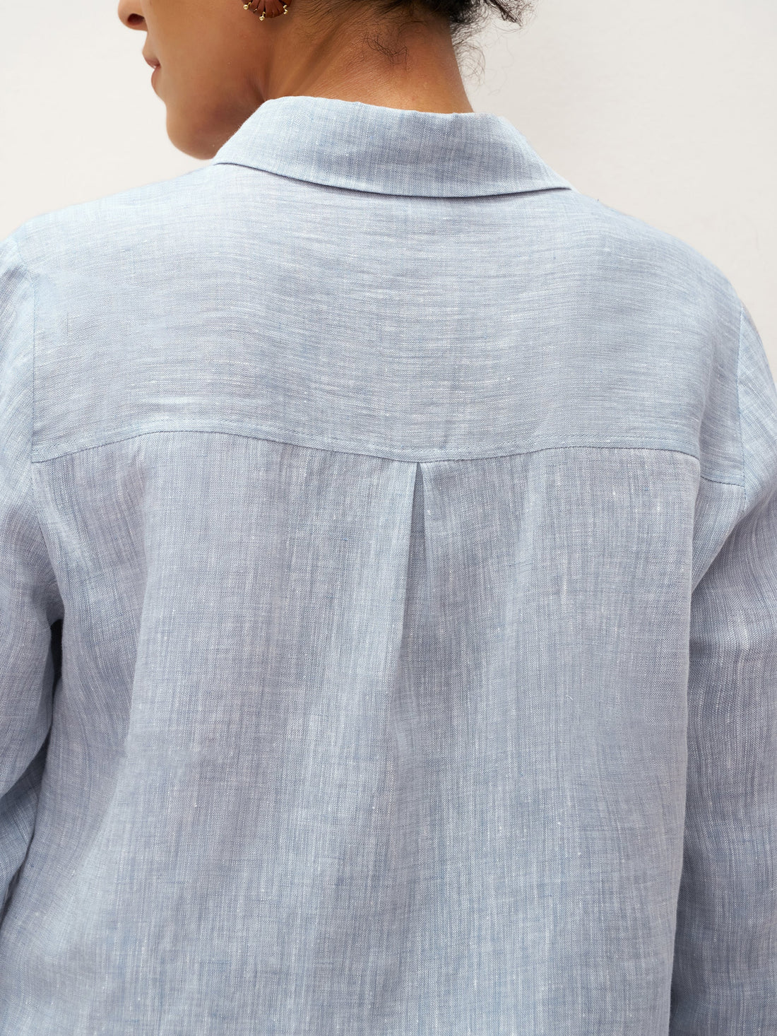 100% Linen Long-Sleeve Collared Shirt