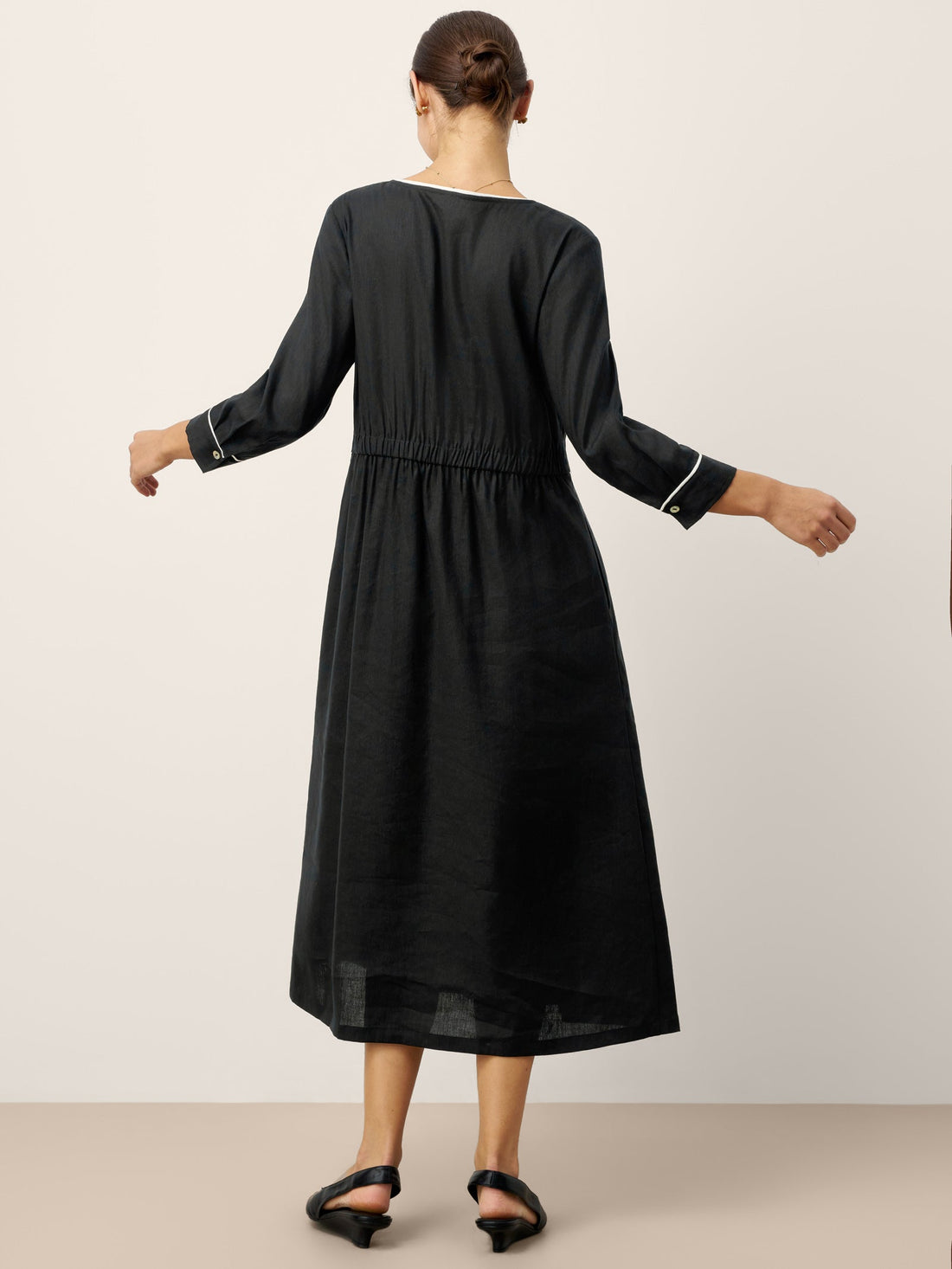 Linen Blend V-Neck Midi Dress with Pockets