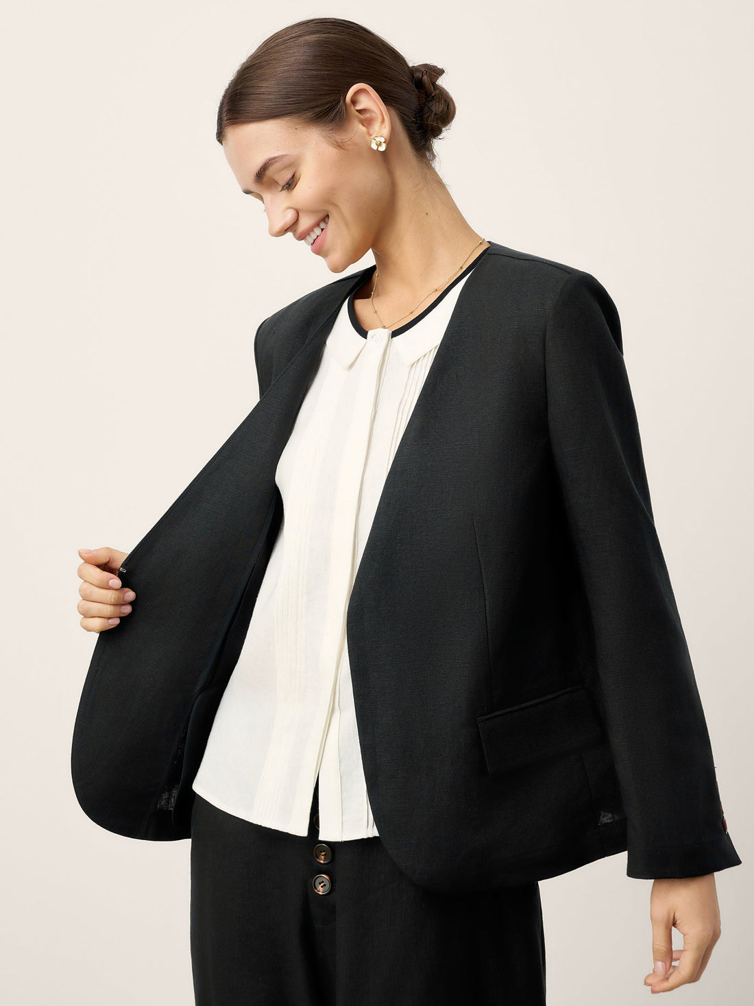 Linen Blend V-Neck Tailored Blazer