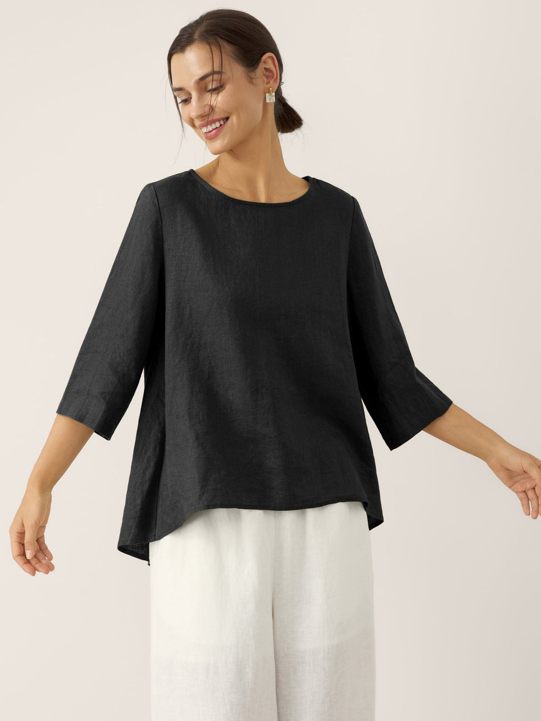 100% Linen Round Neck Half-Sleeve Blouse