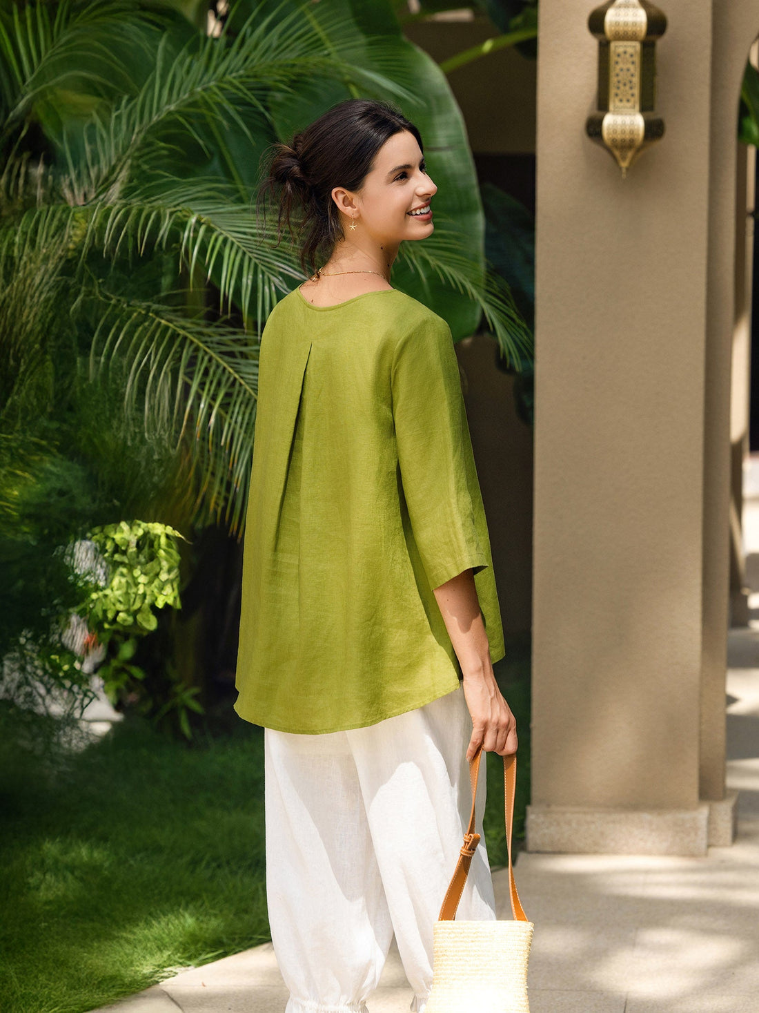 100% Linen Round Neck Half-Sleeve Blouse