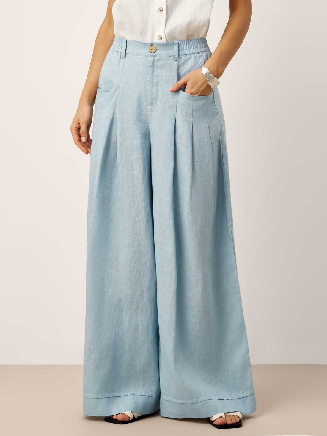 Linen Wide-Leg Pants with Welt Pockets