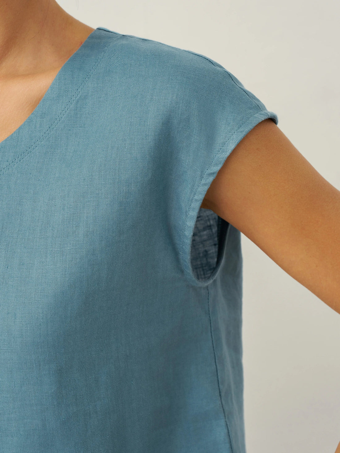 100% Linen V-Neck Cap Sleeve Shirt
