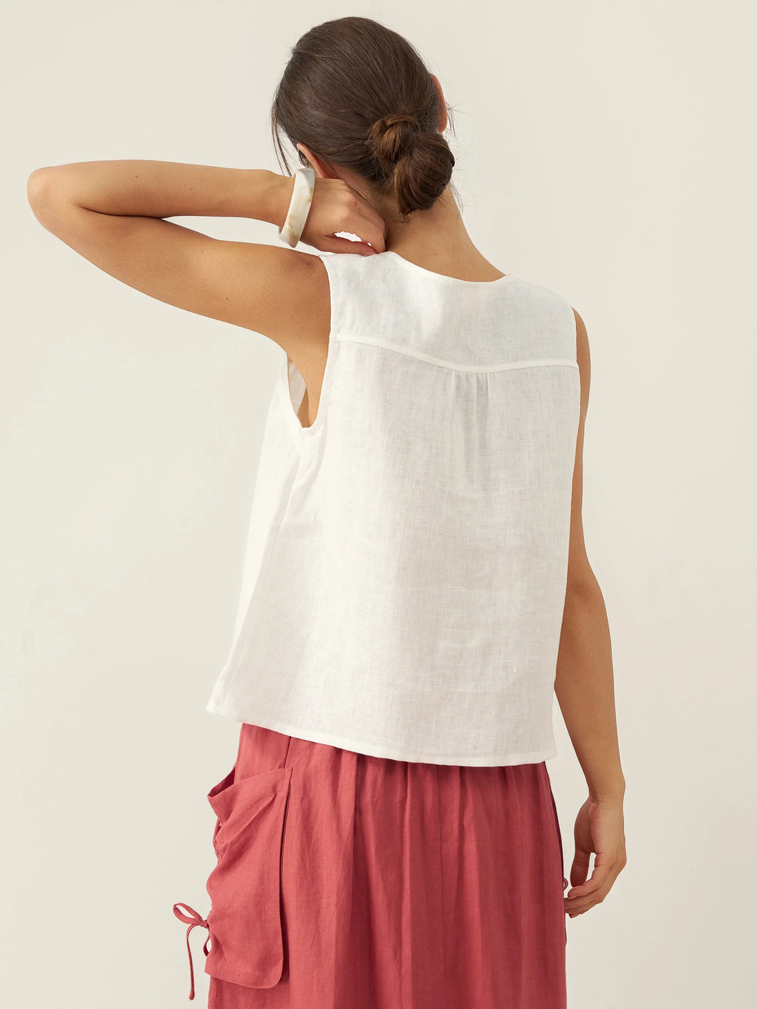 100% Linen Ruched V-Neck Tank Top