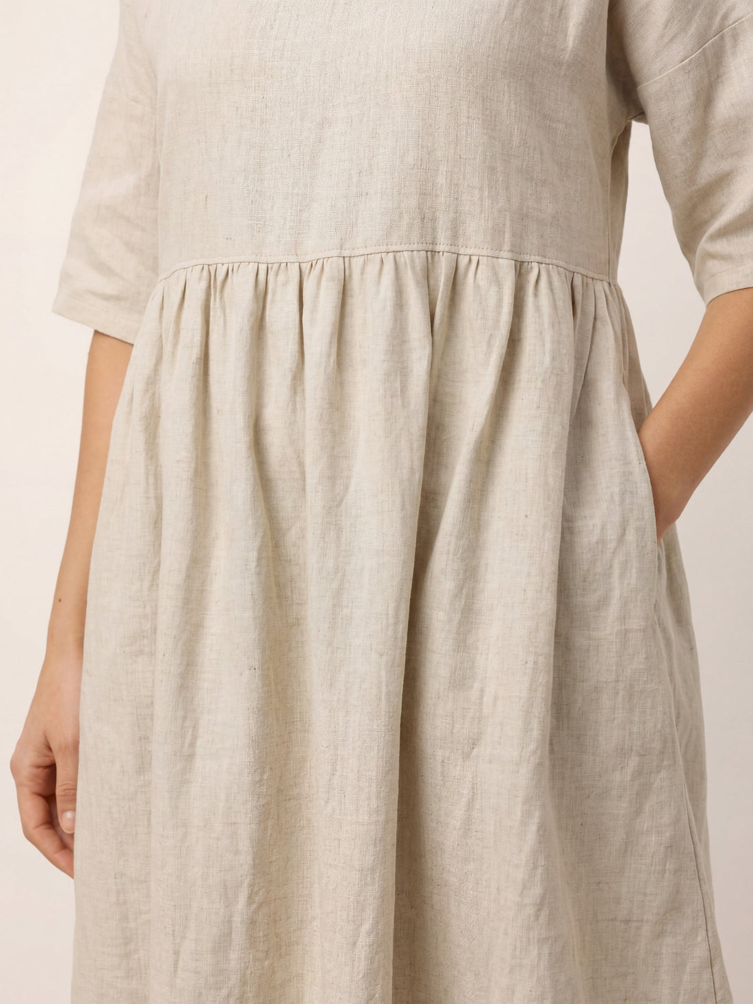 100% Linen Ruched Round-Neck Midi Dress
