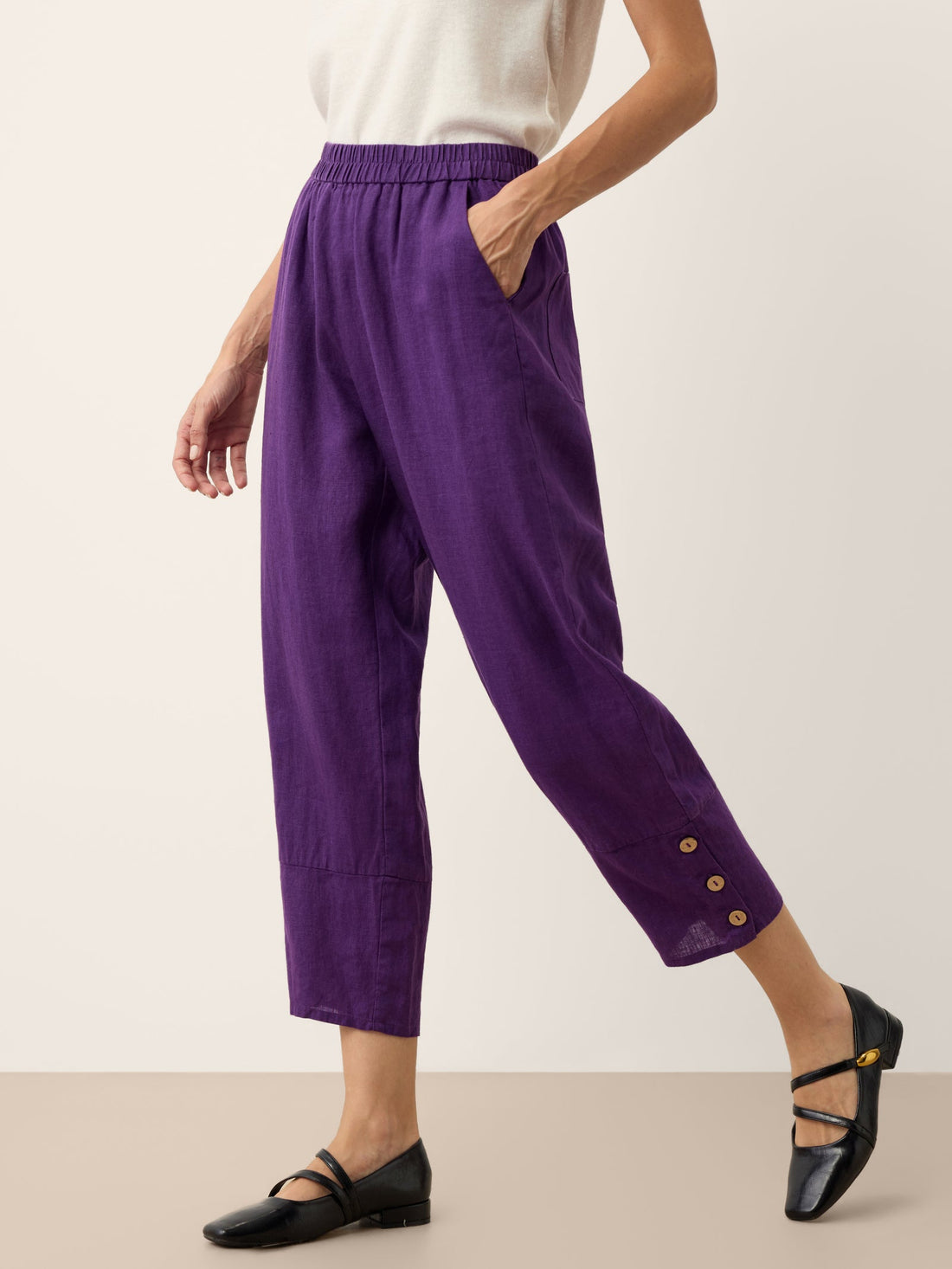 100% Linen Artisan-Button Tapered Pants