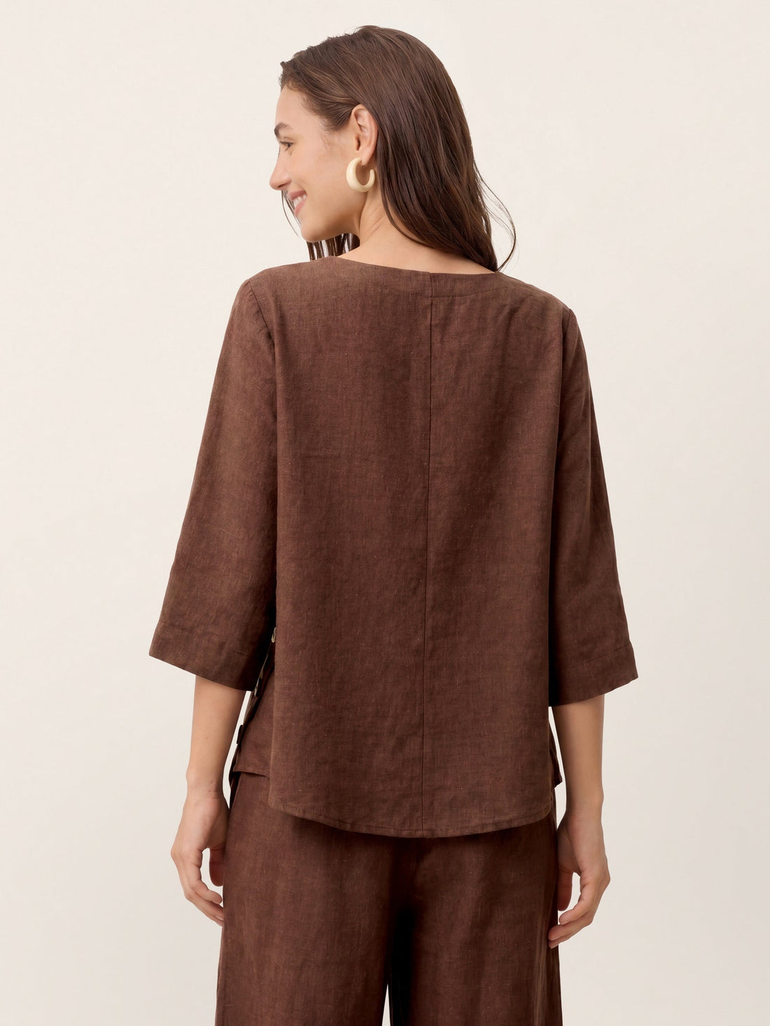 100% Linen Asymmetric-Hem Round Neck Blouse