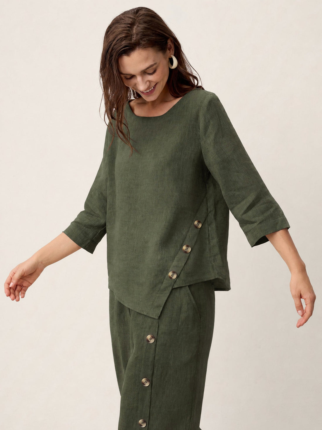 100% Linen Asymmetric-Hem Round Neck Blouse