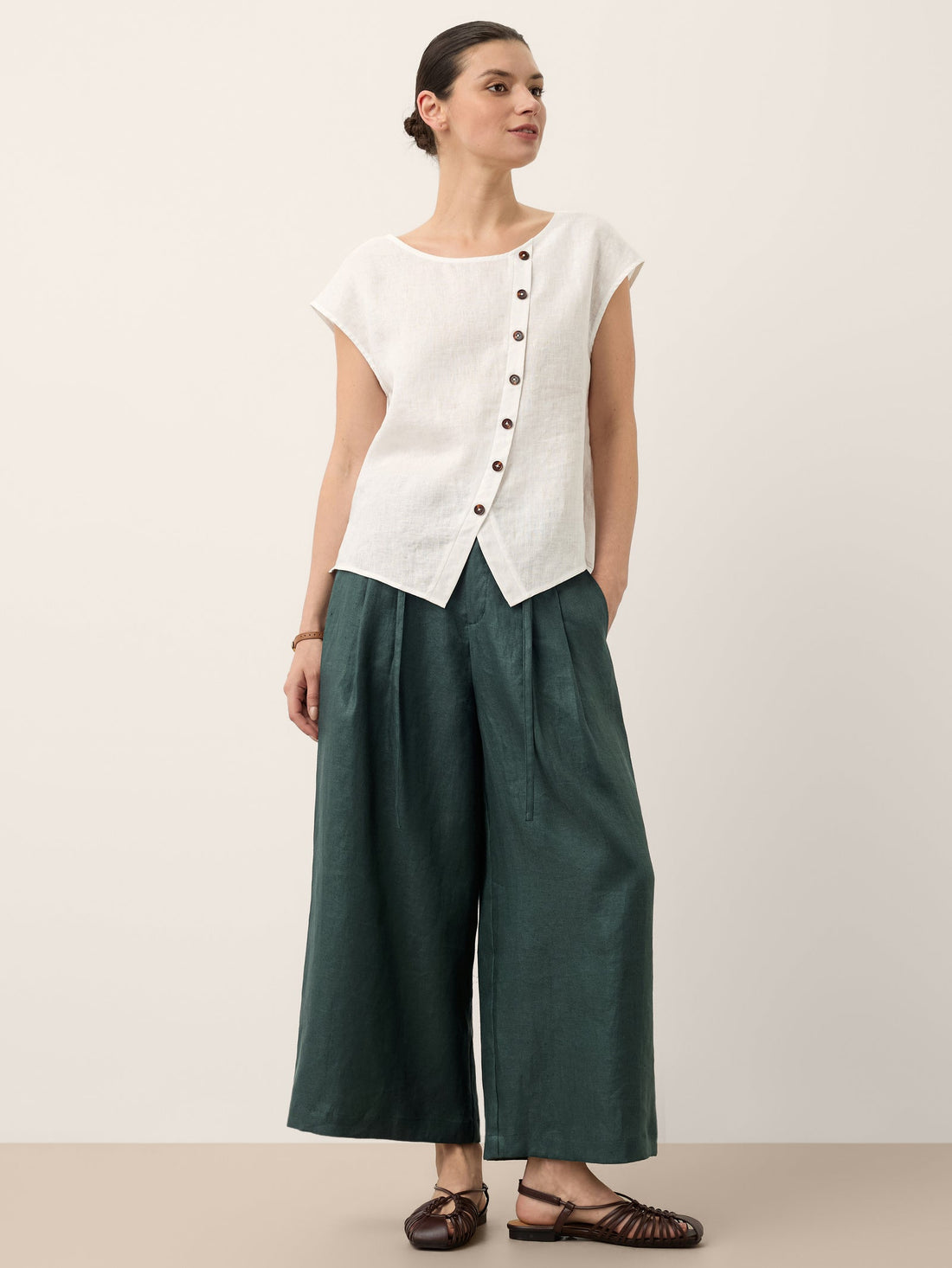 100% Linen Round Neck Cap Sleeve Blouse