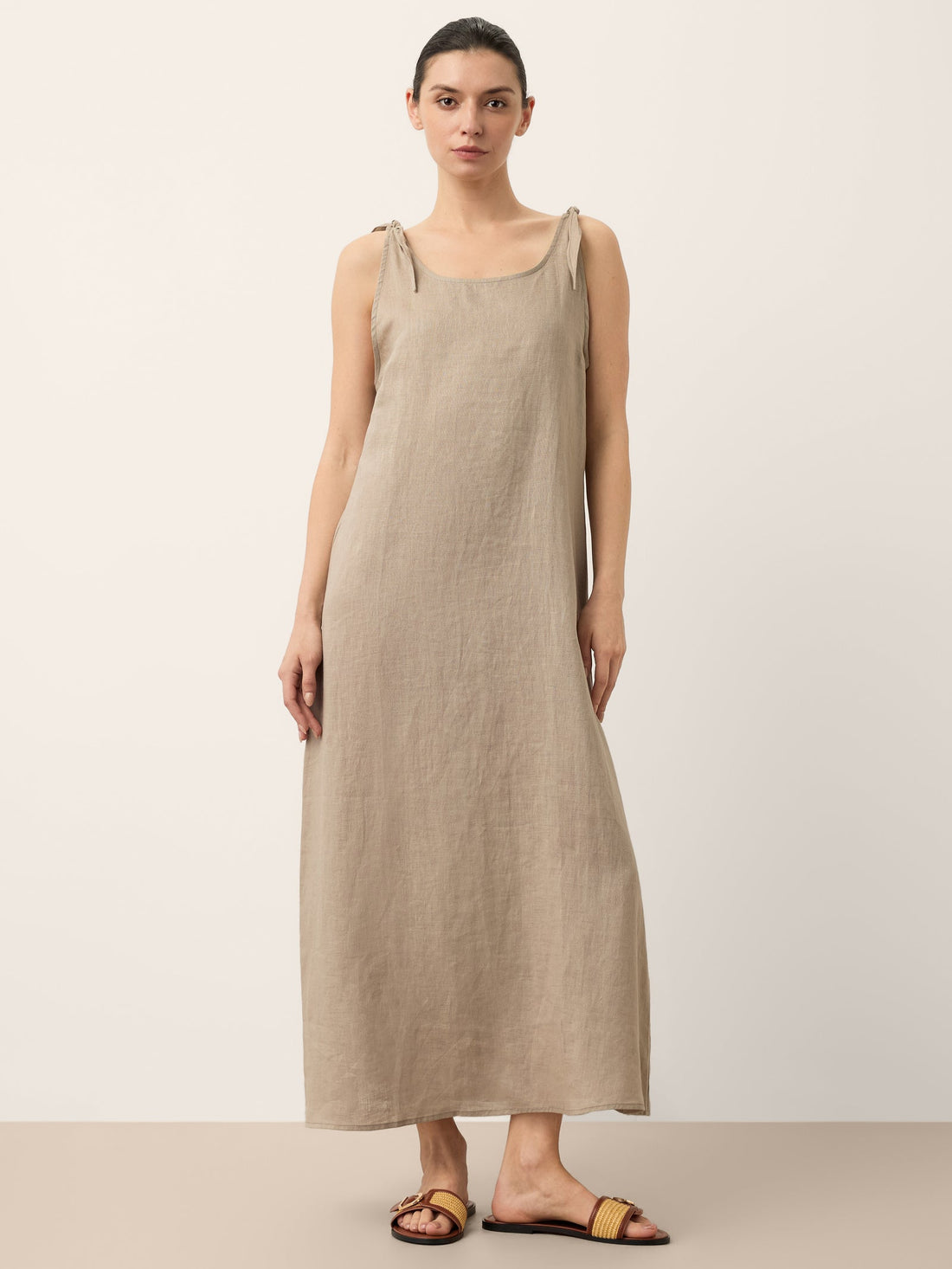 100% Linen V-Neck Sleeveless Maxi Dress