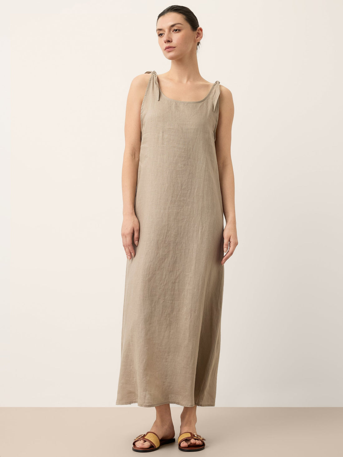 100% Linen V-Neck Sleeveless Maxi Dress