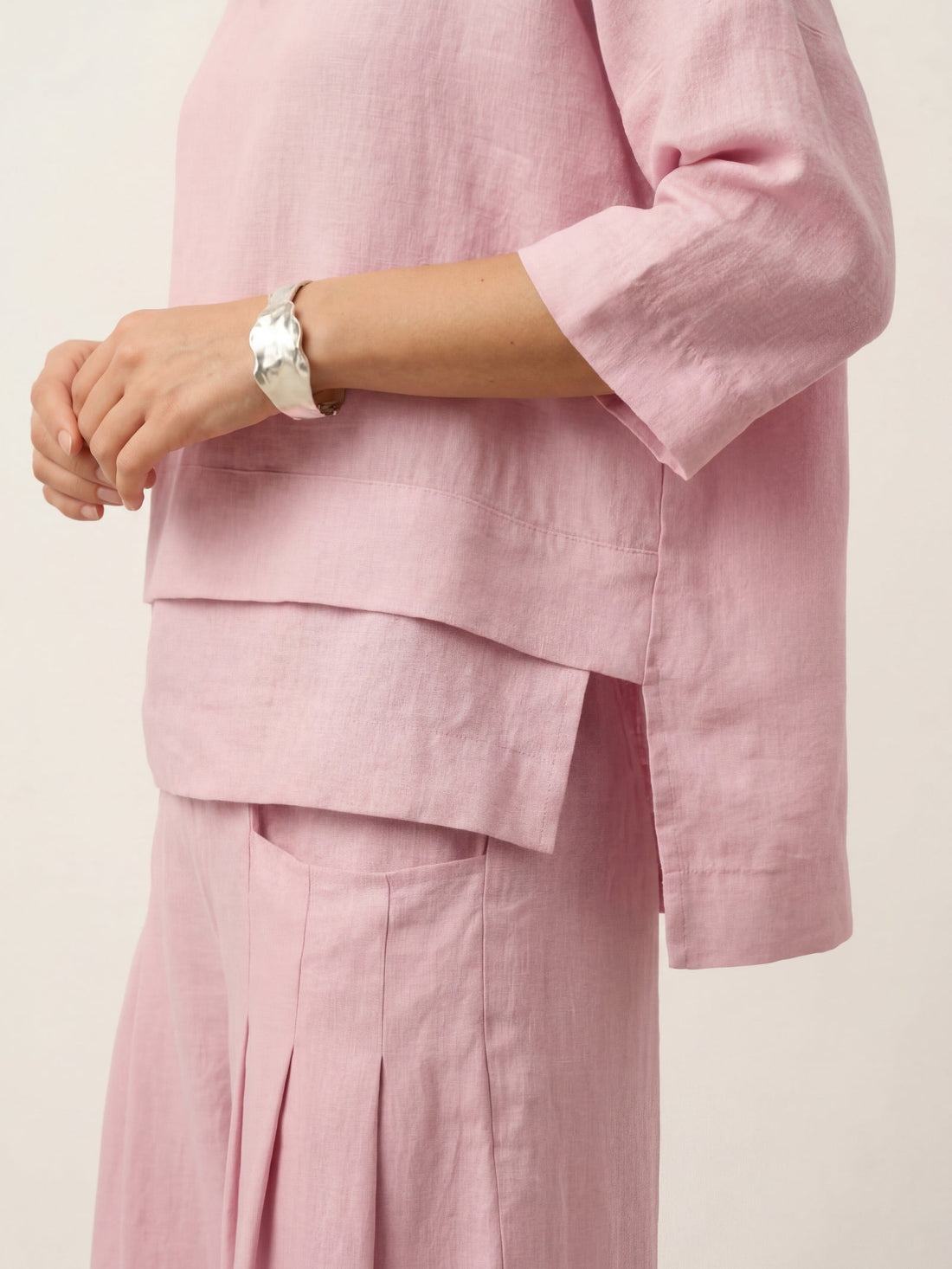 Linen Asymmetric V-Neck Half-Sleeve Shirt