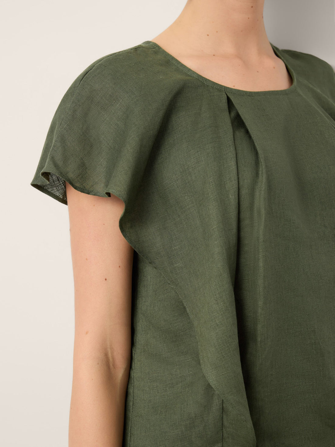 100% Linen Round Neck Top with Cap Sleeves