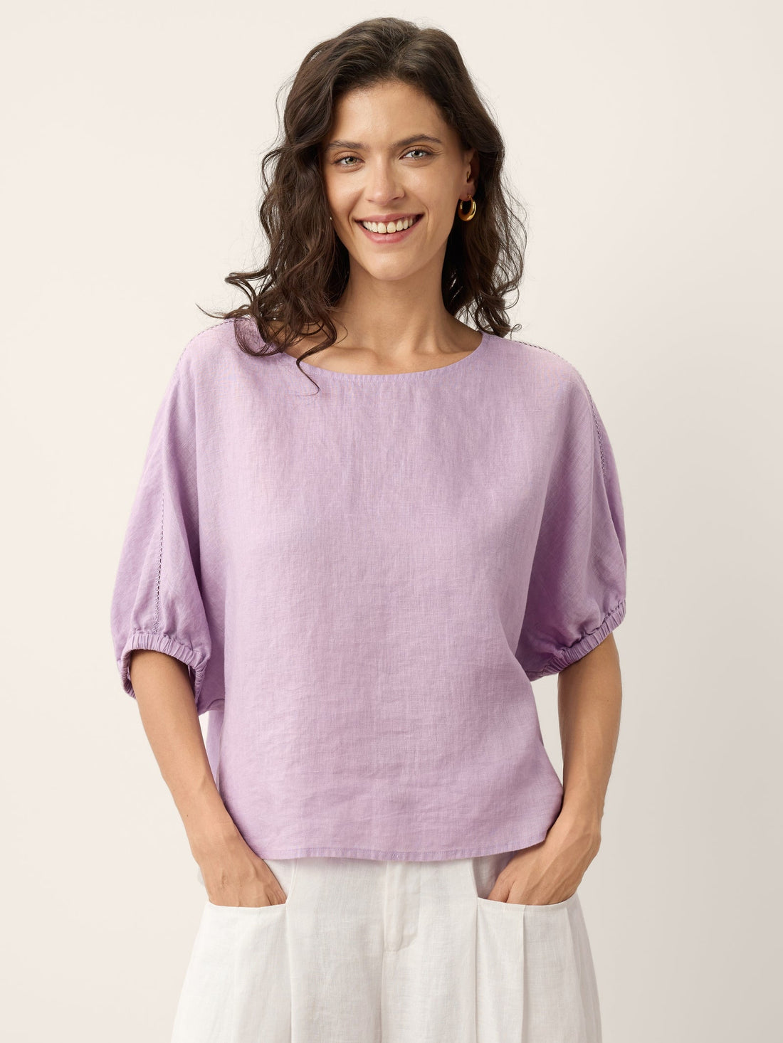 100% Linen Lace-Inset Sculpted-Cuff Round Neck Blouse