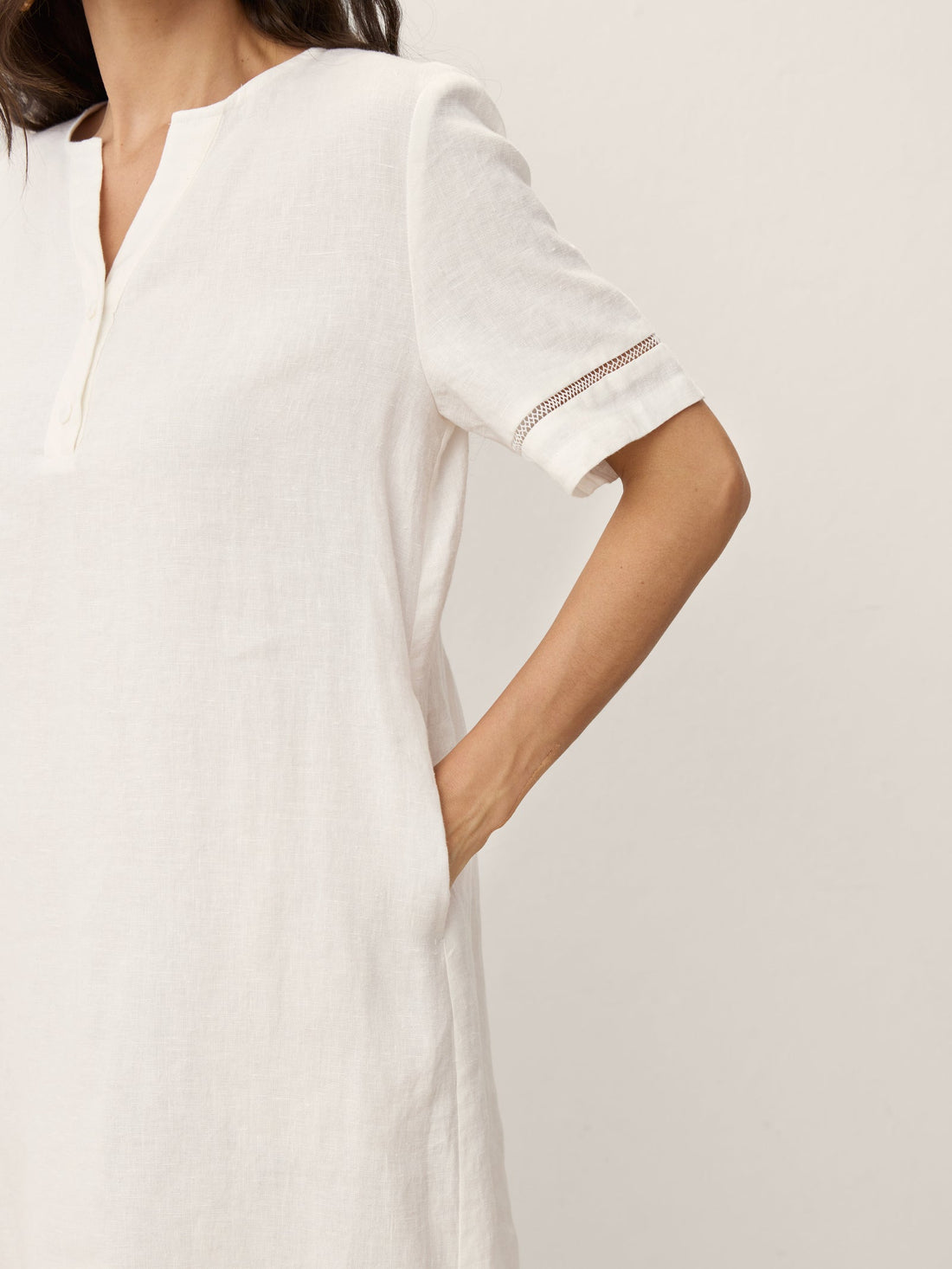100% Linen V-Neck Mini Dress with Side Pockets