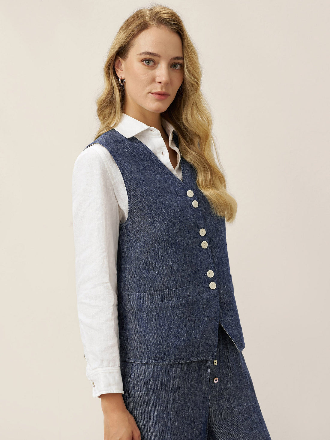 100% Linen Reversible Denim-Texture V-Neck Vest
