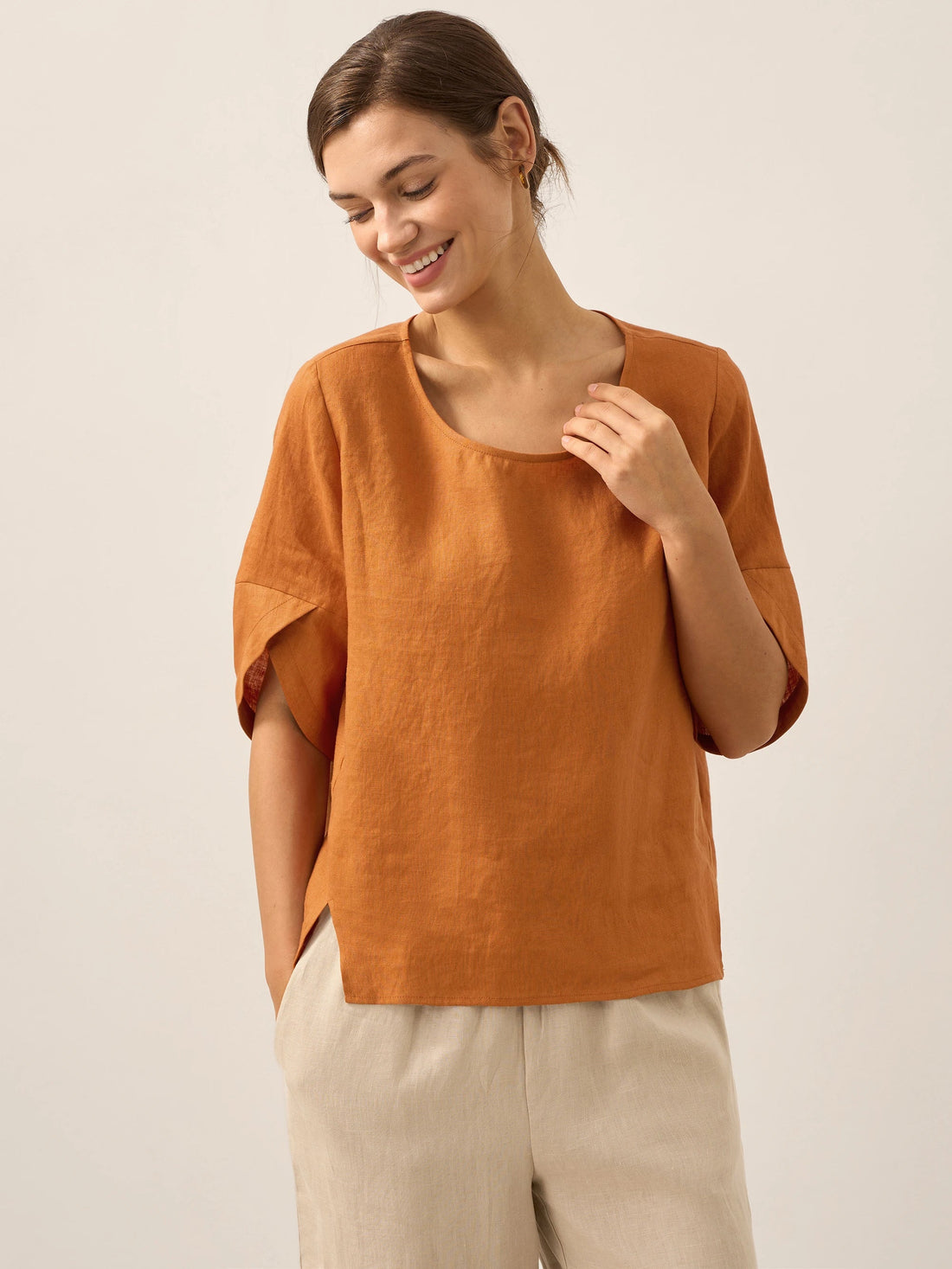 100% Linen Round Neck Petal-Sleeve Pullover