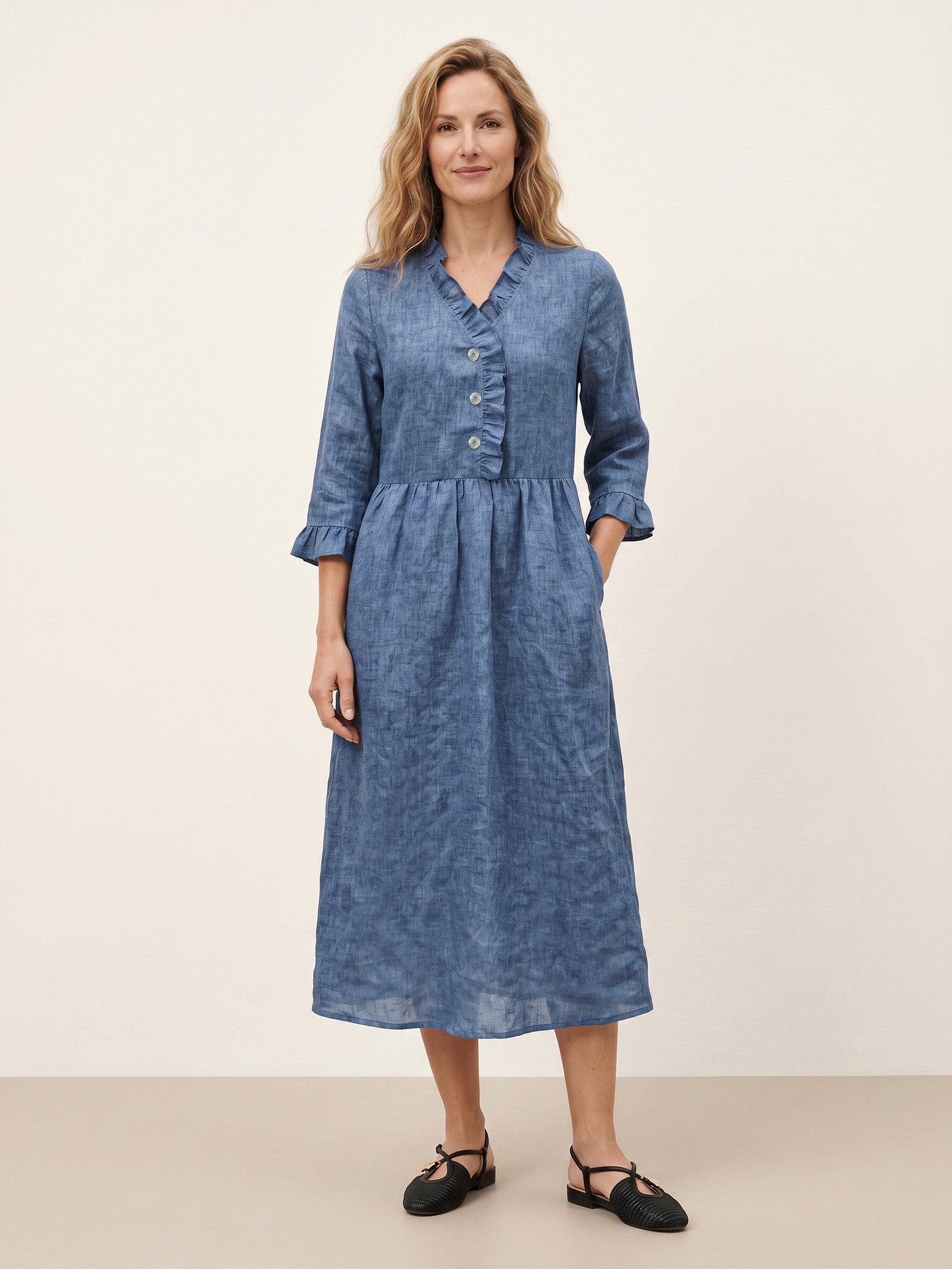 100% Linen V-Neck Midi Dress | Casuarina
