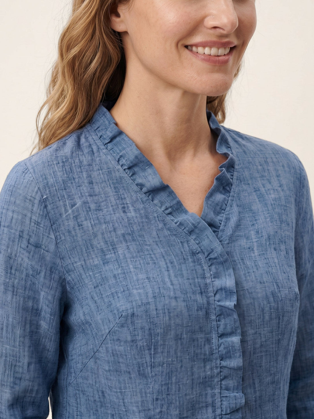 100% Linen V-Neck Three-Quarter Sleeve Shirt