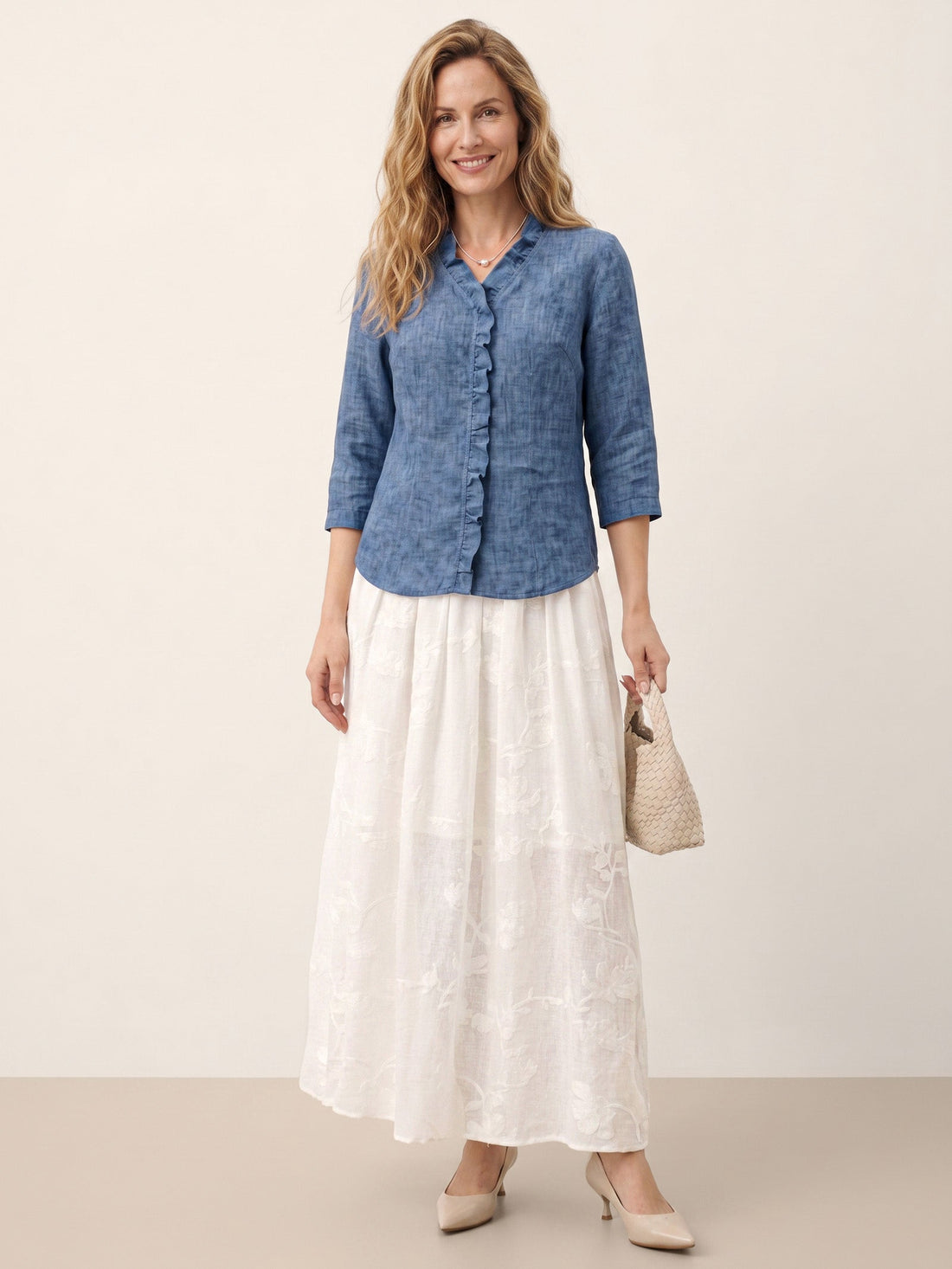 100% Linen V-Neck Three-Quarter Sleeve Shirt