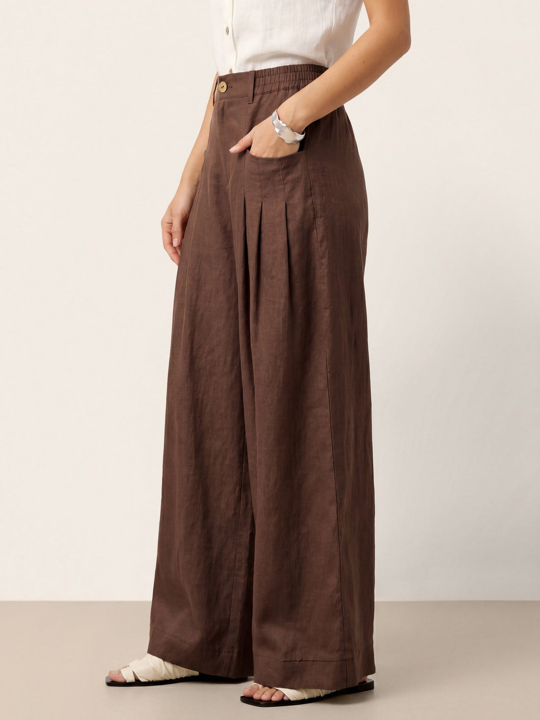 Linen Wide-Leg Pants with Welt Pockets