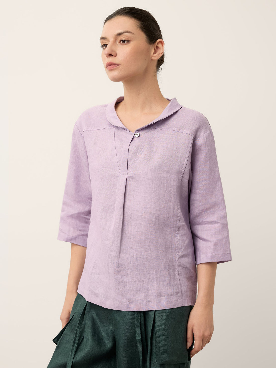 100% Linen V-Neck Three-Quarter Sleeve Blouse