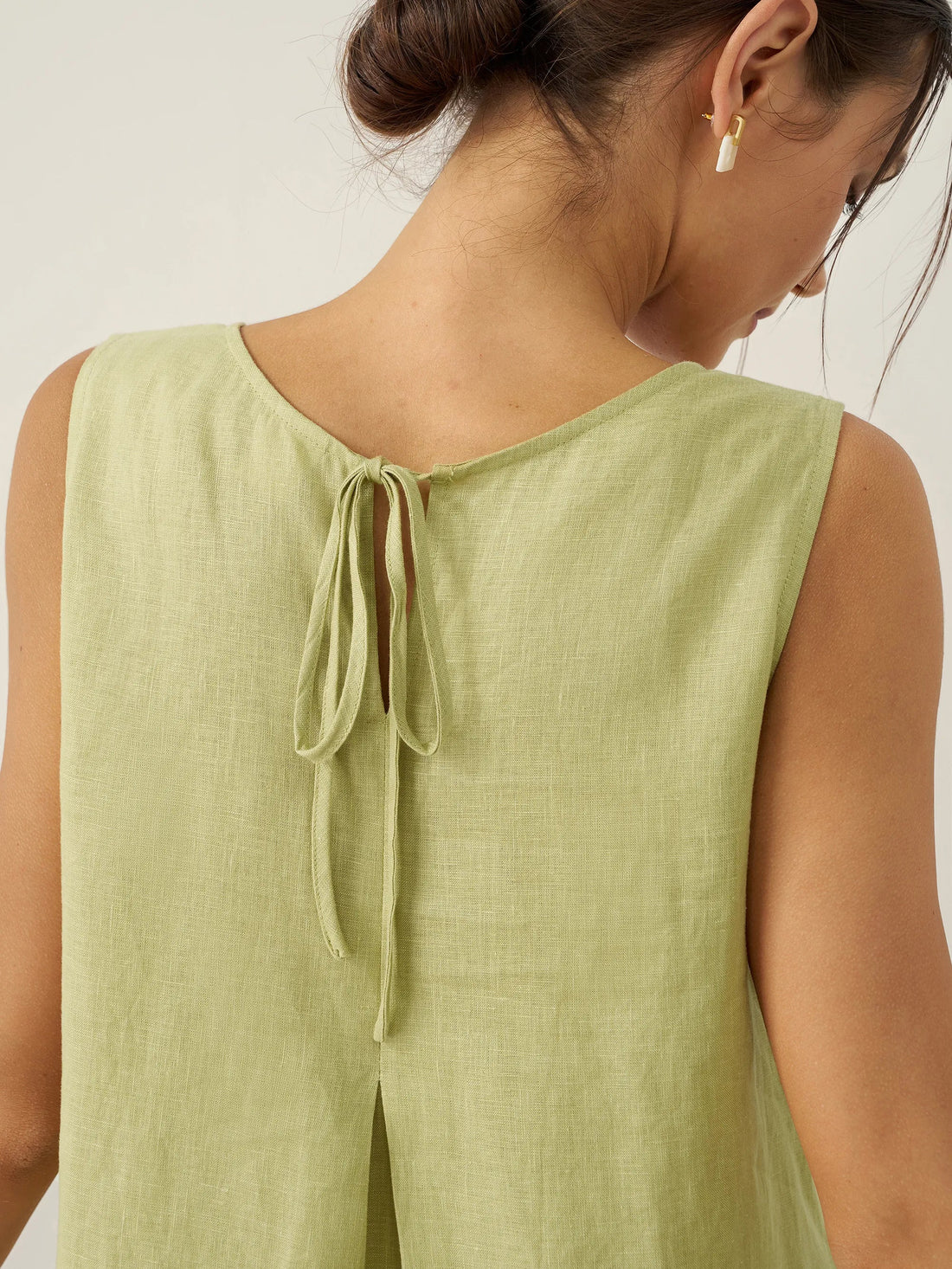 100% Linen Pleated V-Neck Midi Dress