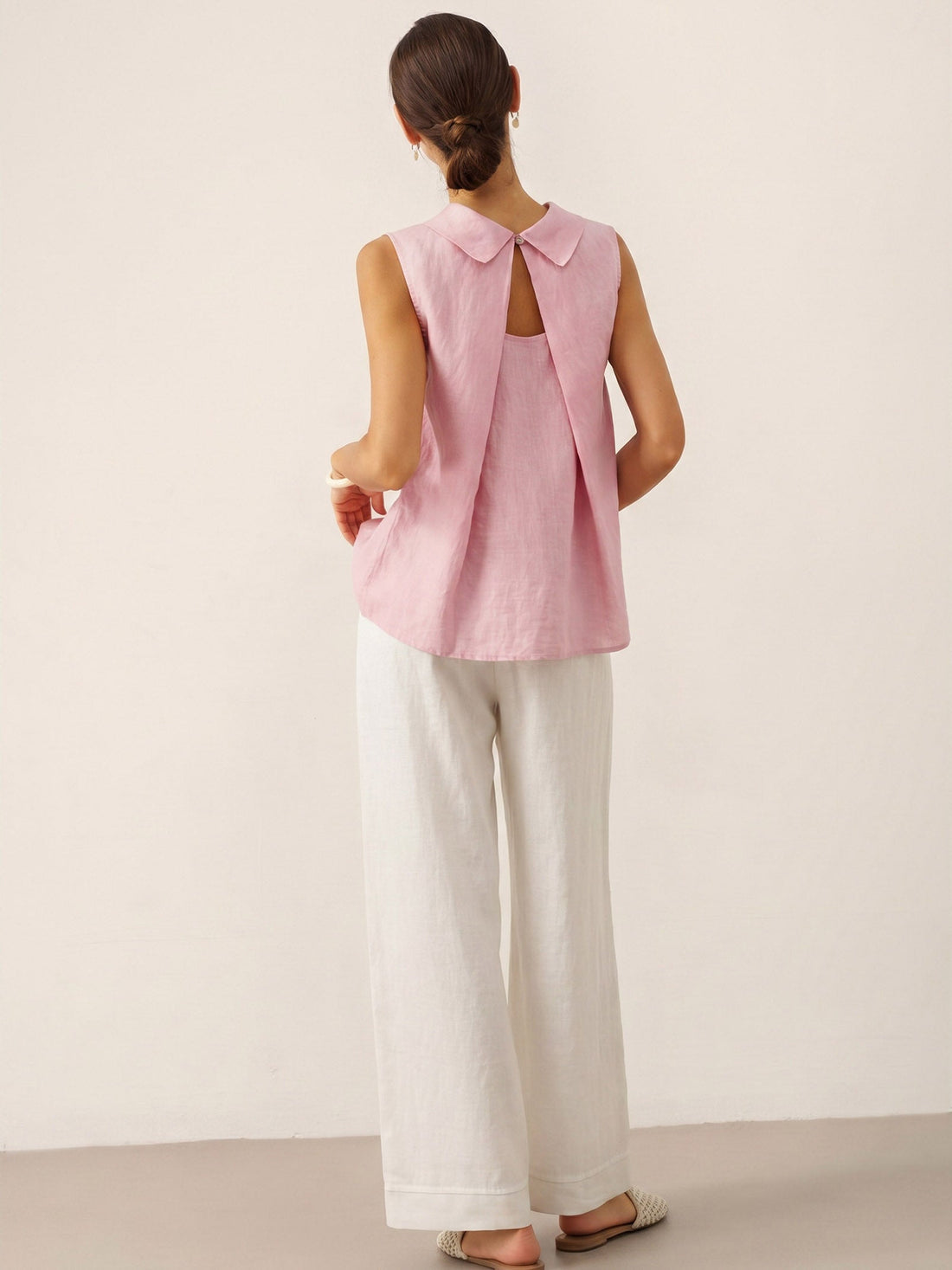100% Linen Structured Collar Sleeveless Blouse