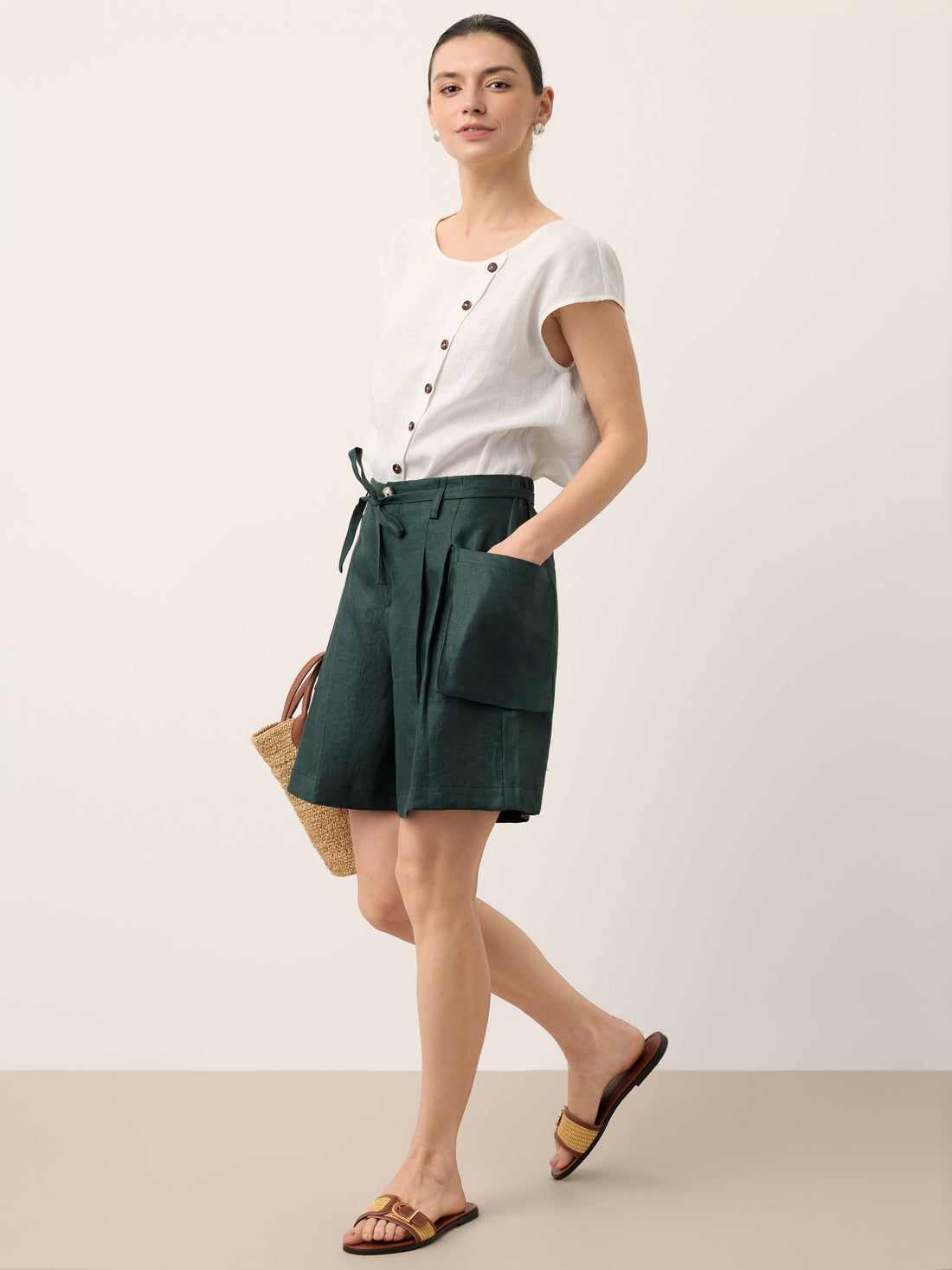 100% Linen Pleated Straight Leg Shorts