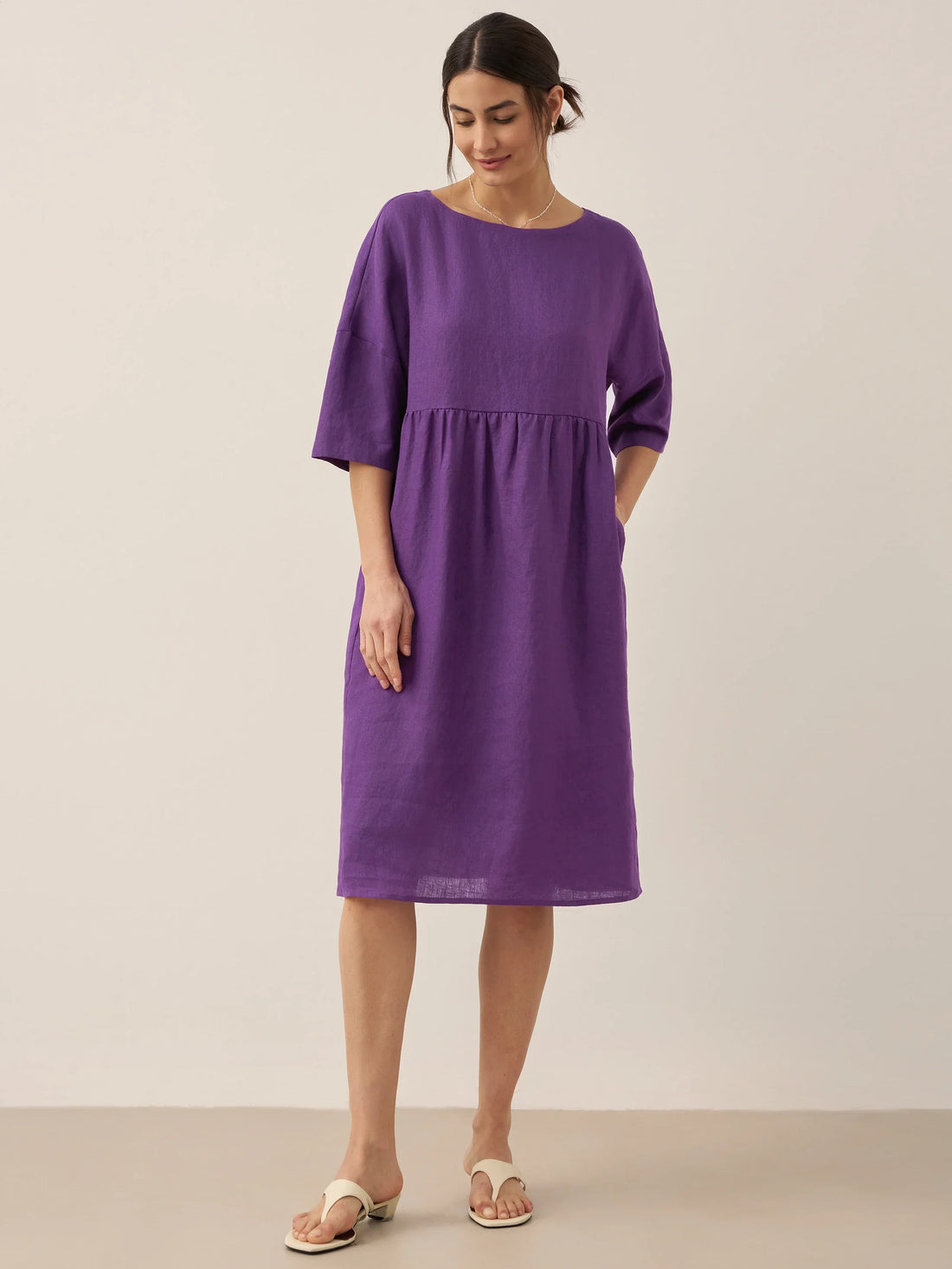 100% Linen Ruched Round-Neck Midi Dress