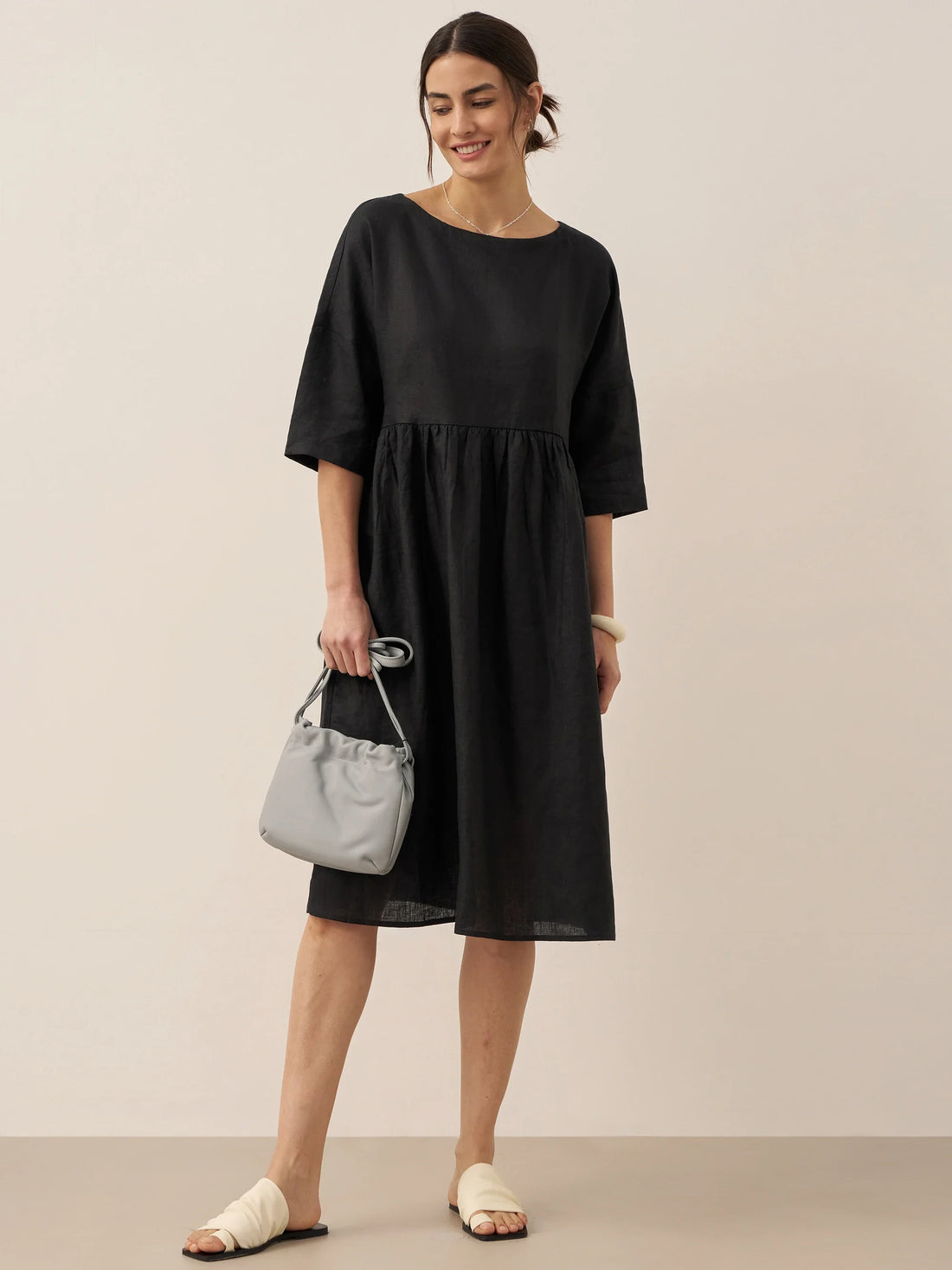 100% Linen Ruched Round-Neck Midi Dress