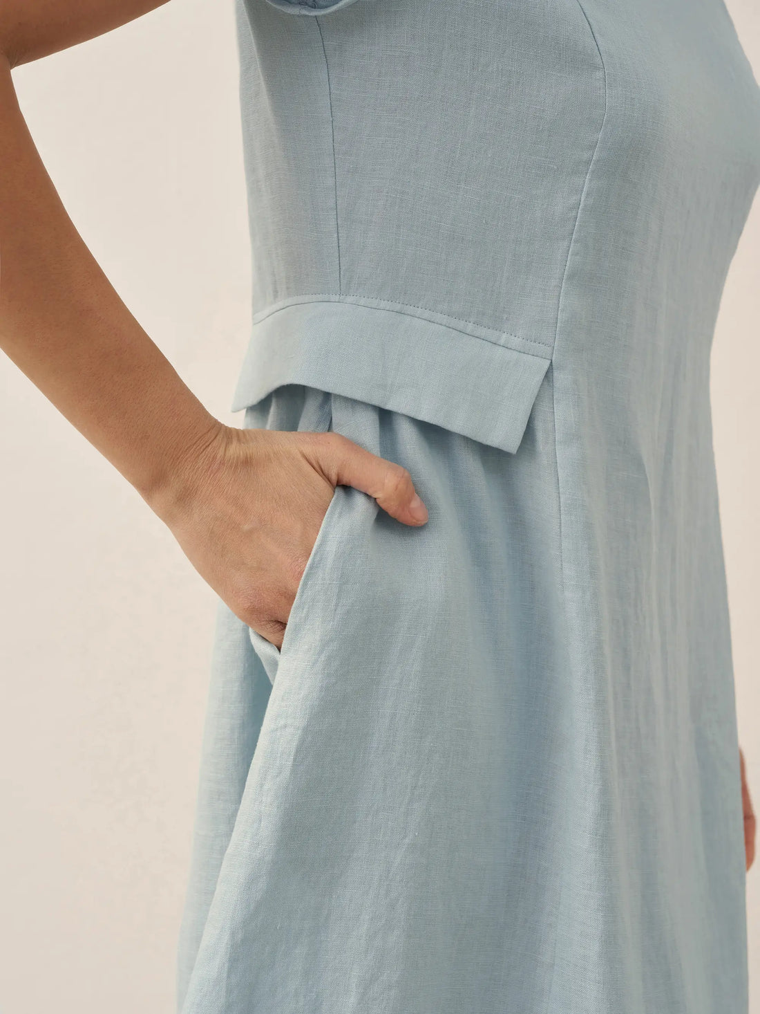 100% Linen Belted V-Neck Midi Dress
