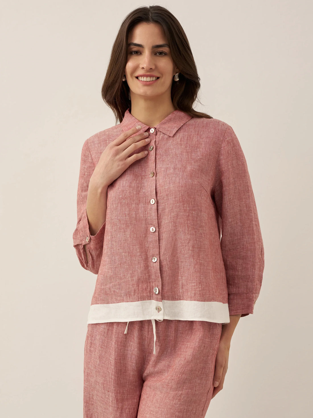 100% Linen Long-Sleeve Collared Shirt